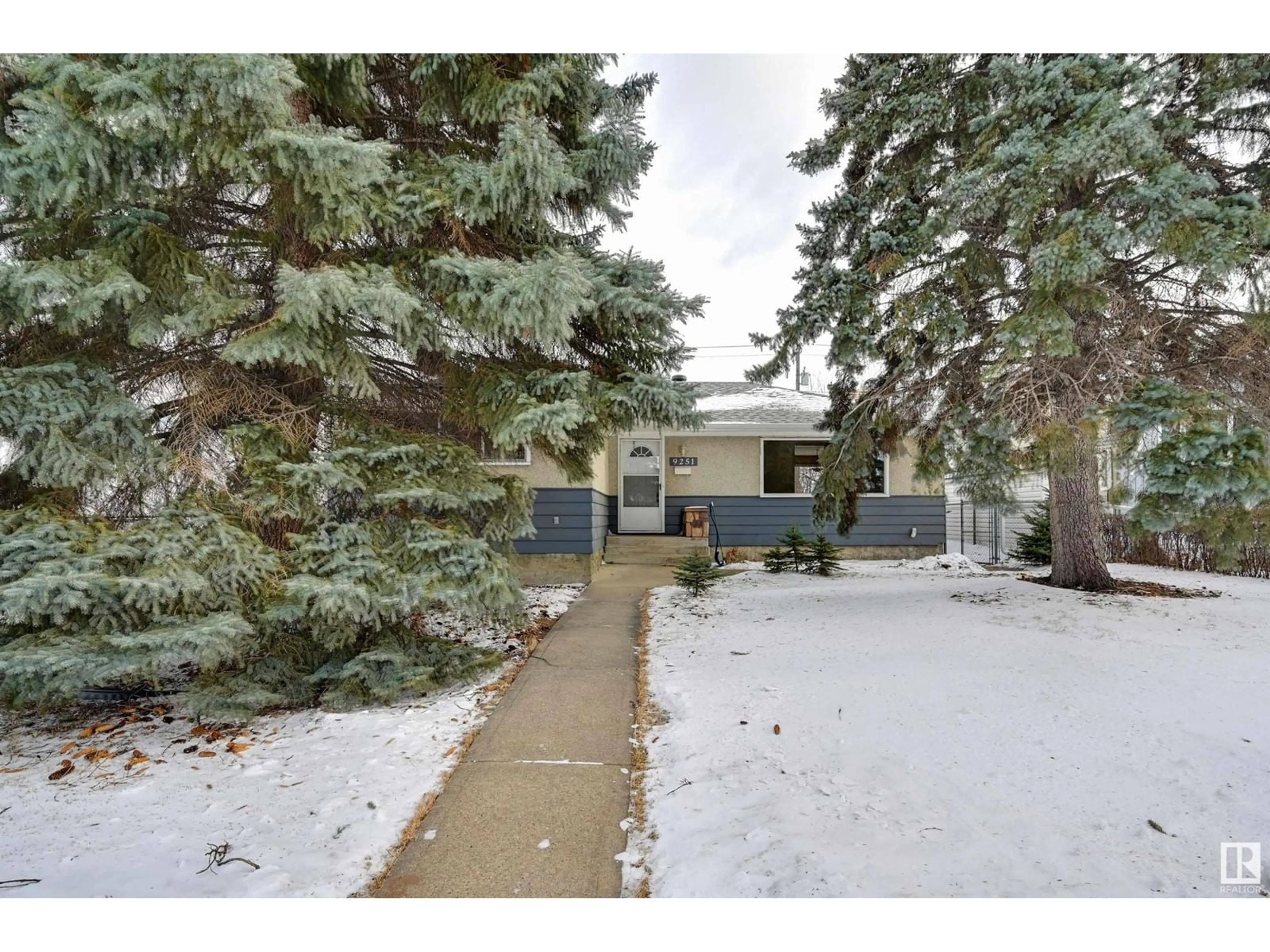 Unknown for 9251 74 ST NW NW, Edmonton Alberta T6B2B5