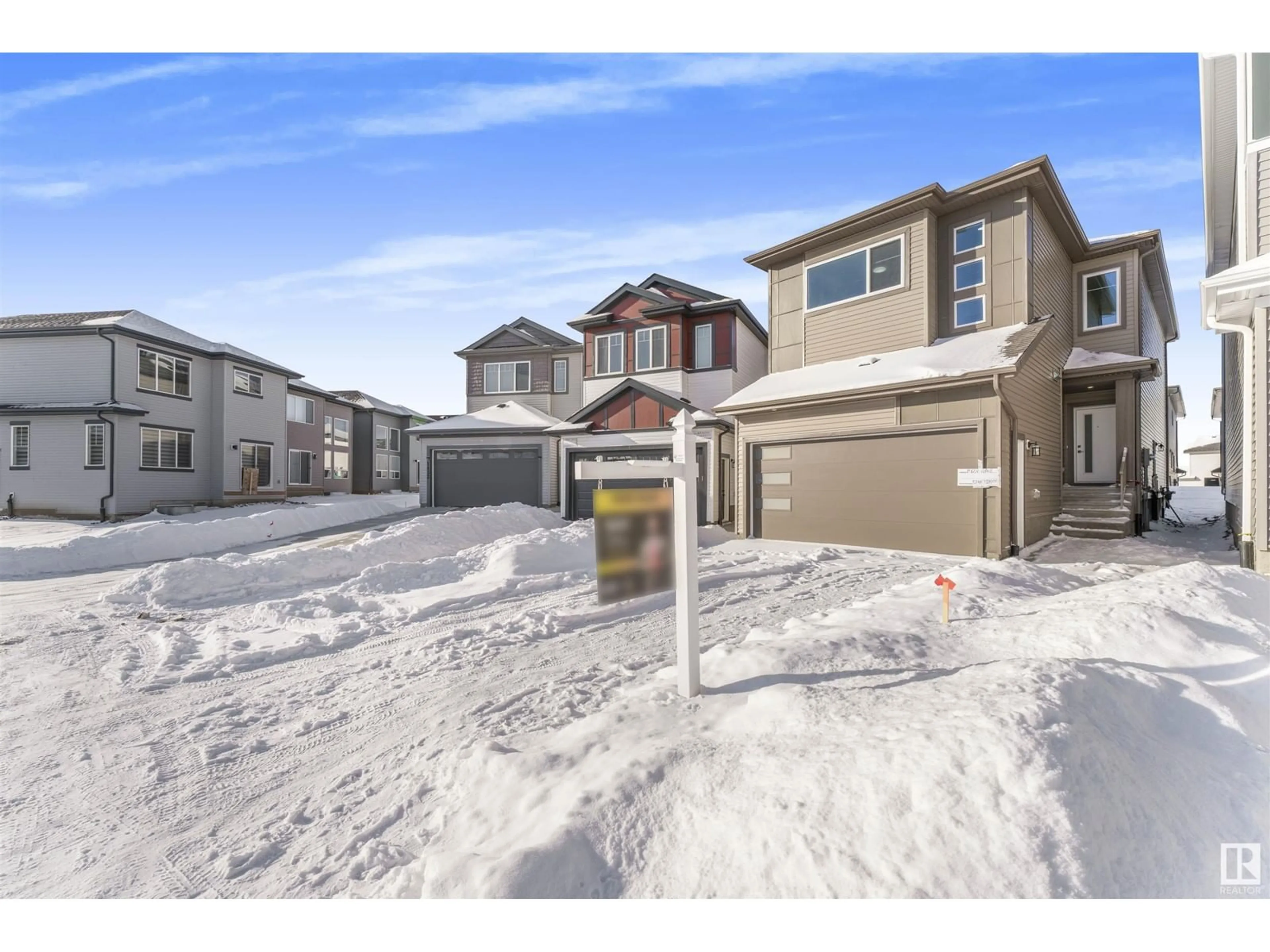 A pic from outside/outdoor area/front of a property/back of a property/a pic from drone, street for 1424 11 AV NW, Edmonton Alberta T6T2W4