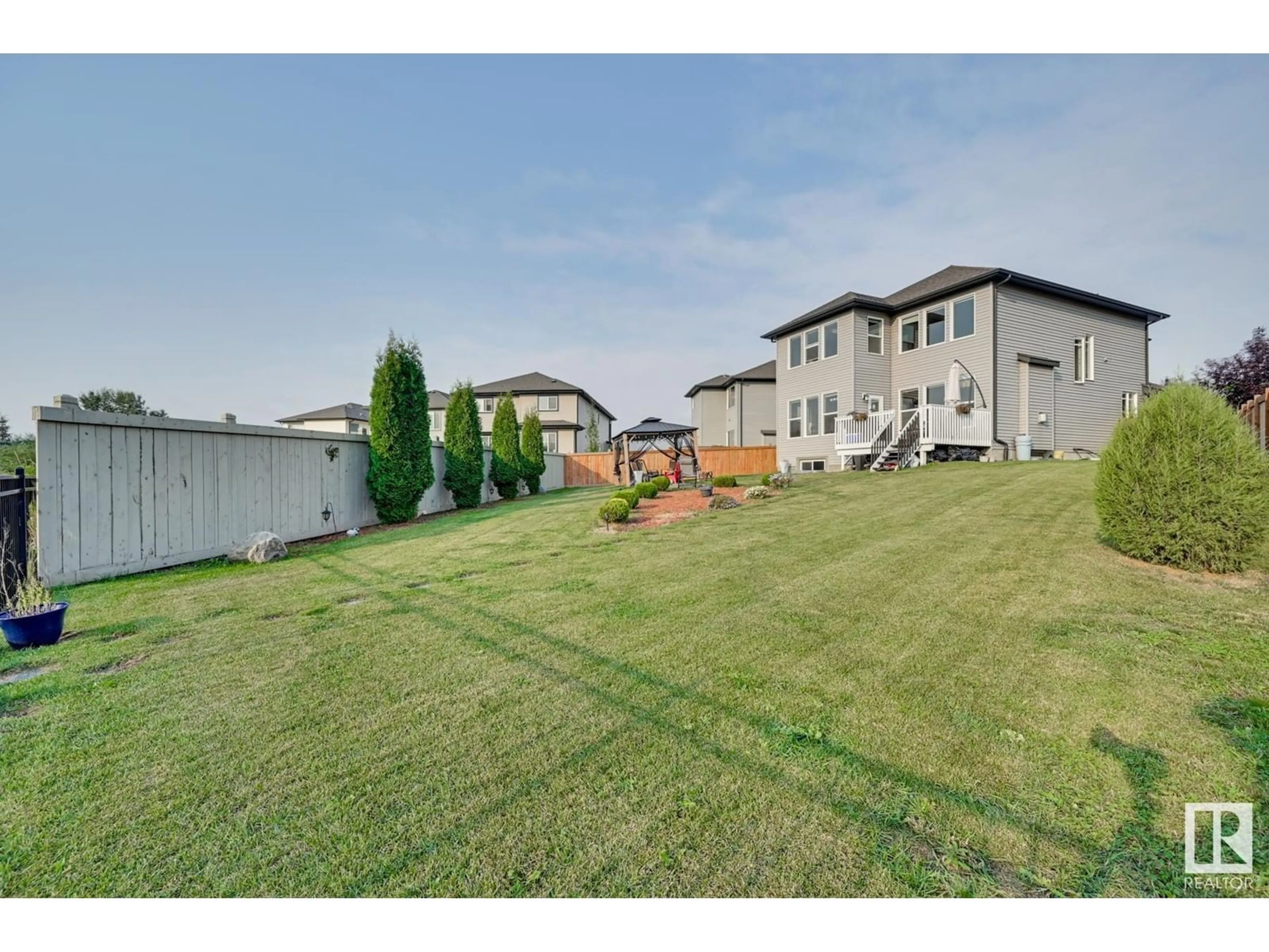 A pic from outside/outdoor area/front of a property/back of a property/a pic from drone, mountain view for 3647 8 ST NW, Edmonton Alberta T6T0S4