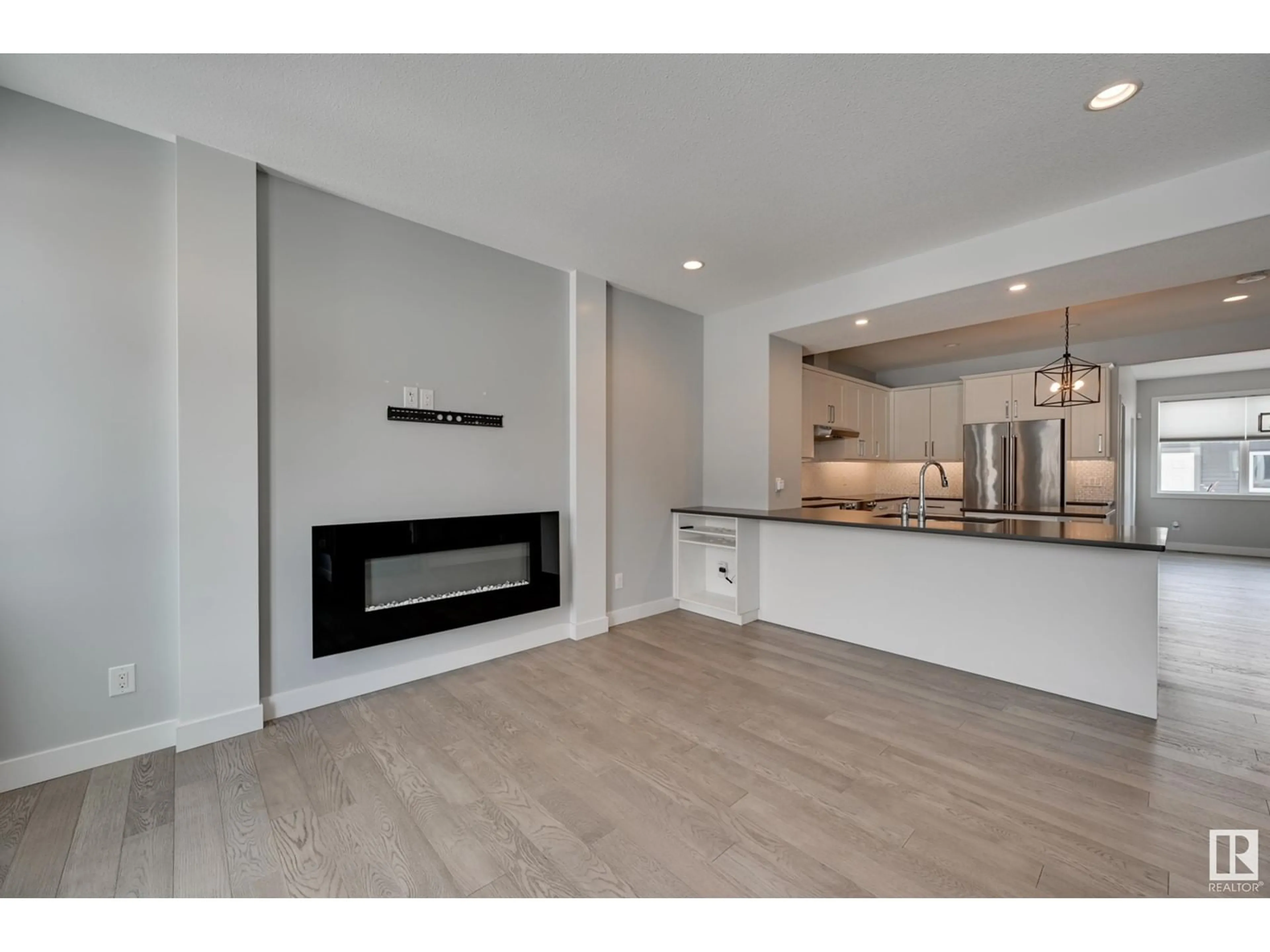 Open concept kitchen, unknown for 3137 KESWICK WY SW, Edmonton Alberta T6W0S5