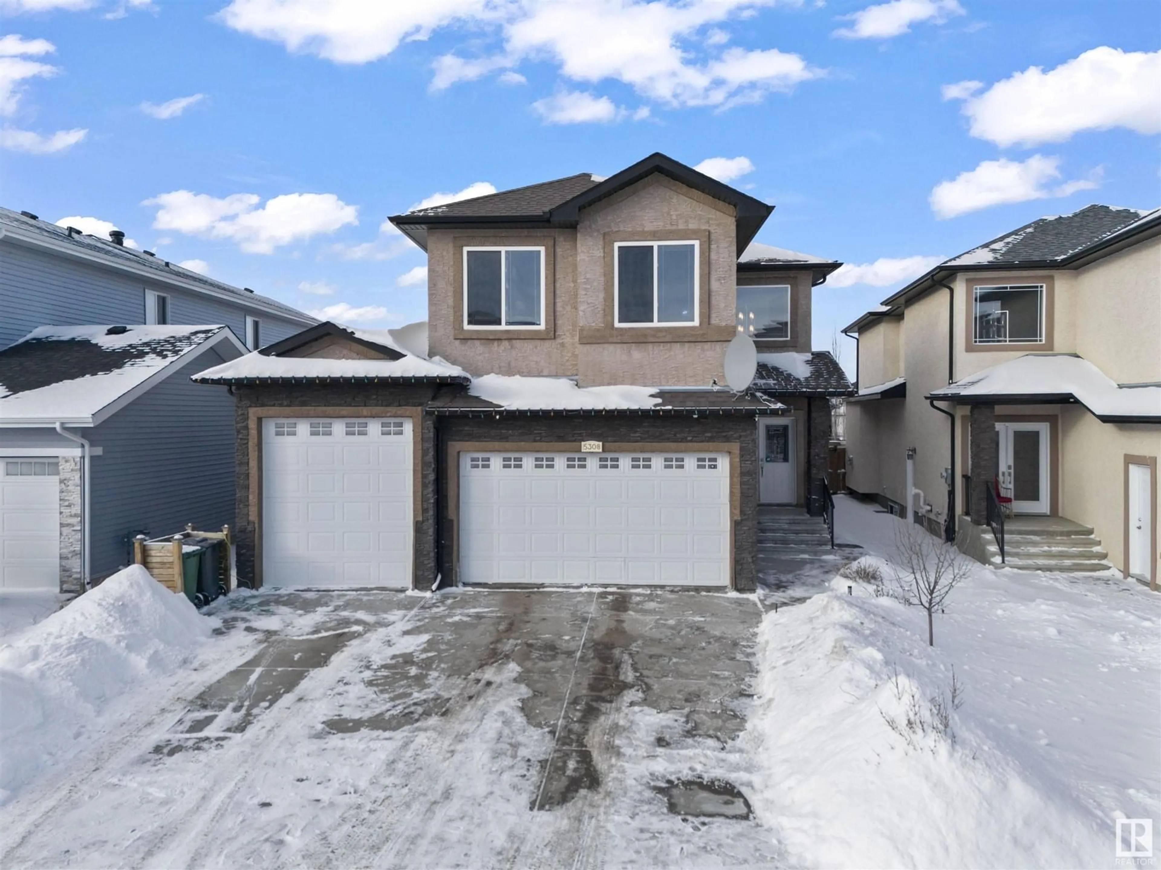 A pic from outside/outdoor area/front of a property/back of a property/a pic from drone, street for 5308 RUE EAGLEMONT, Beaumont Alberta T4X0H9