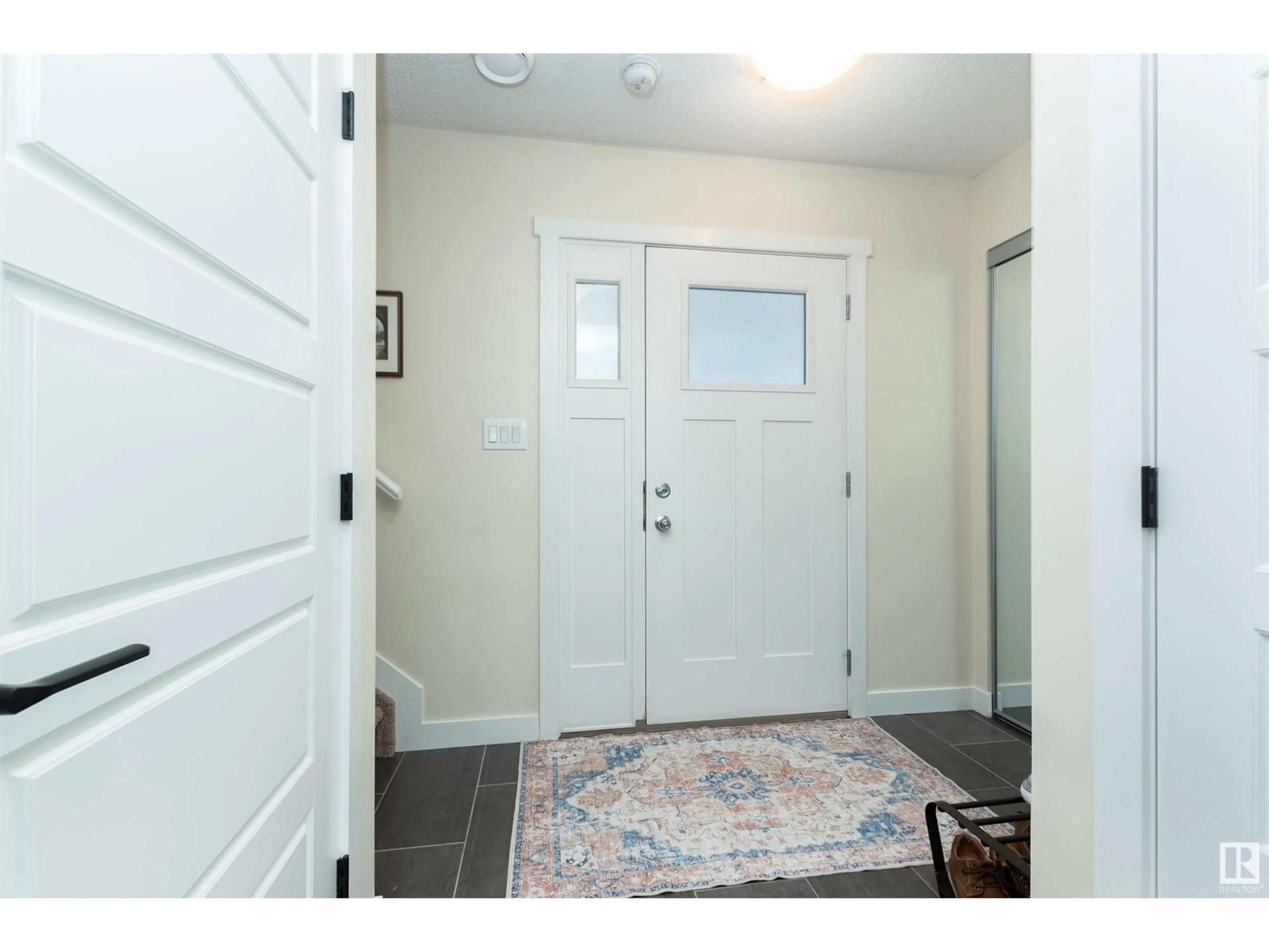 Indoor entryway for #95 17832 78 ST NW, Edmonton Alberta T5Z0P7