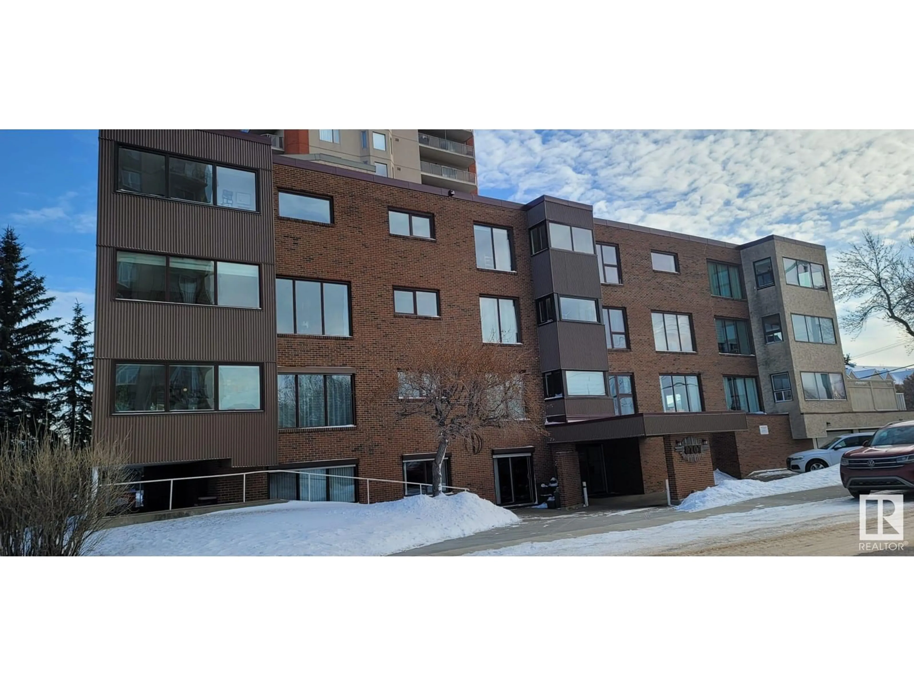 Unknown for #305 8707 107 ST NW, Edmonton Alberta T6E5J5