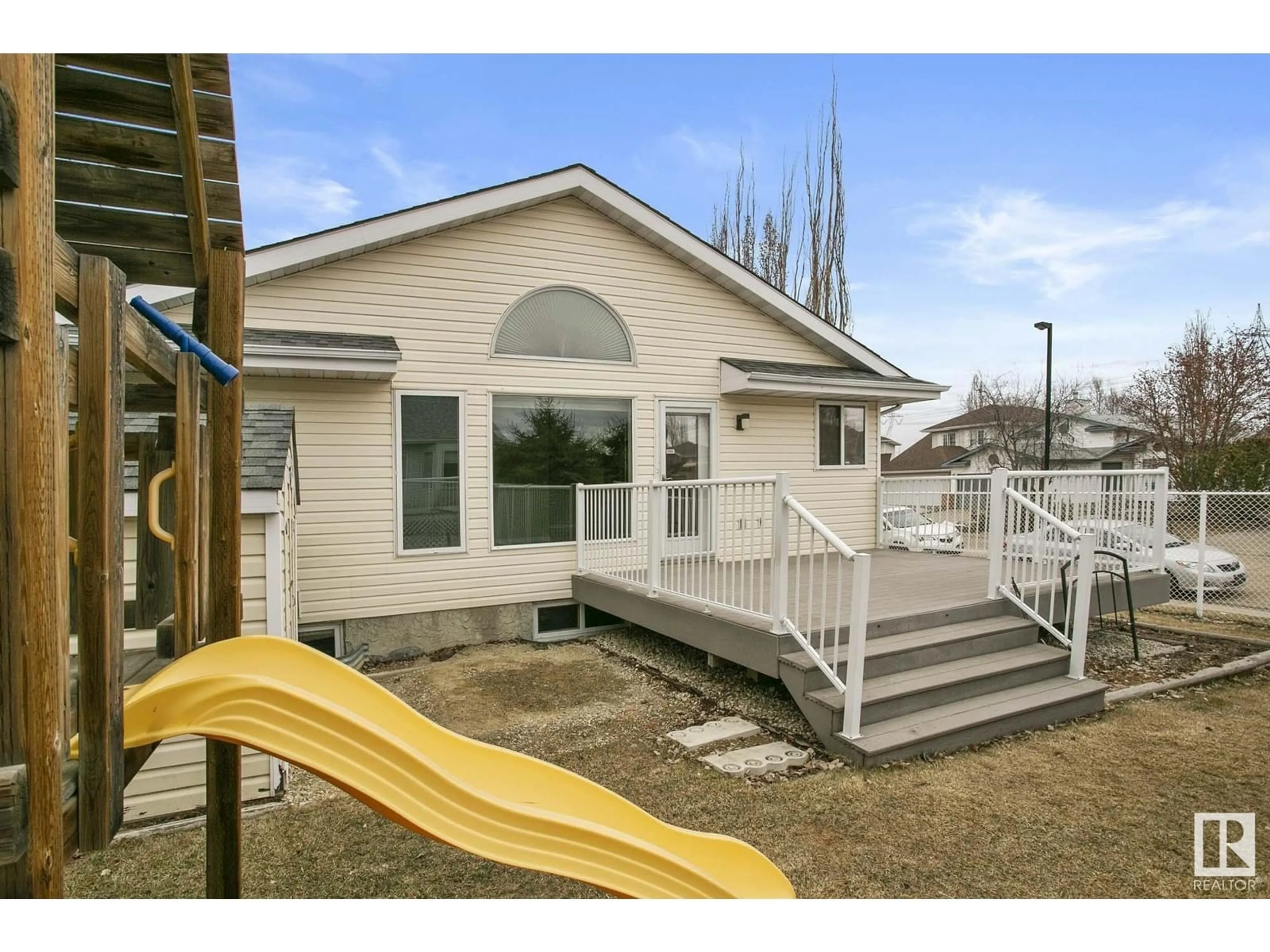 Home with vinyl exterior material, unknown for 804 113A ST NW, Edmonton Alberta T6J6W5