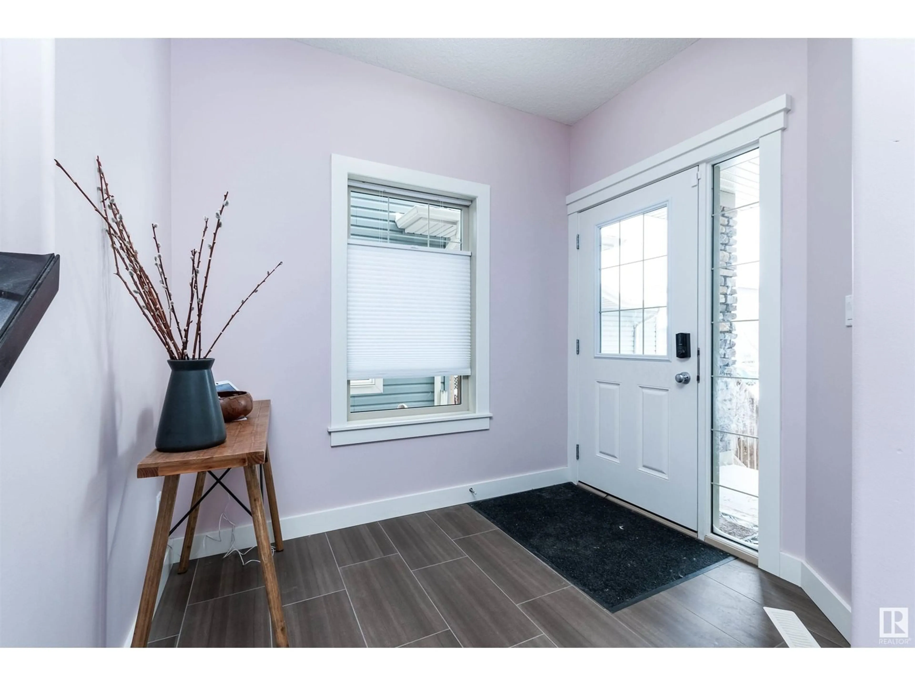 Indoor entryway for #97 8602 SOUTHFORT BV, Fort Saskatchewan Alberta T8L0J8