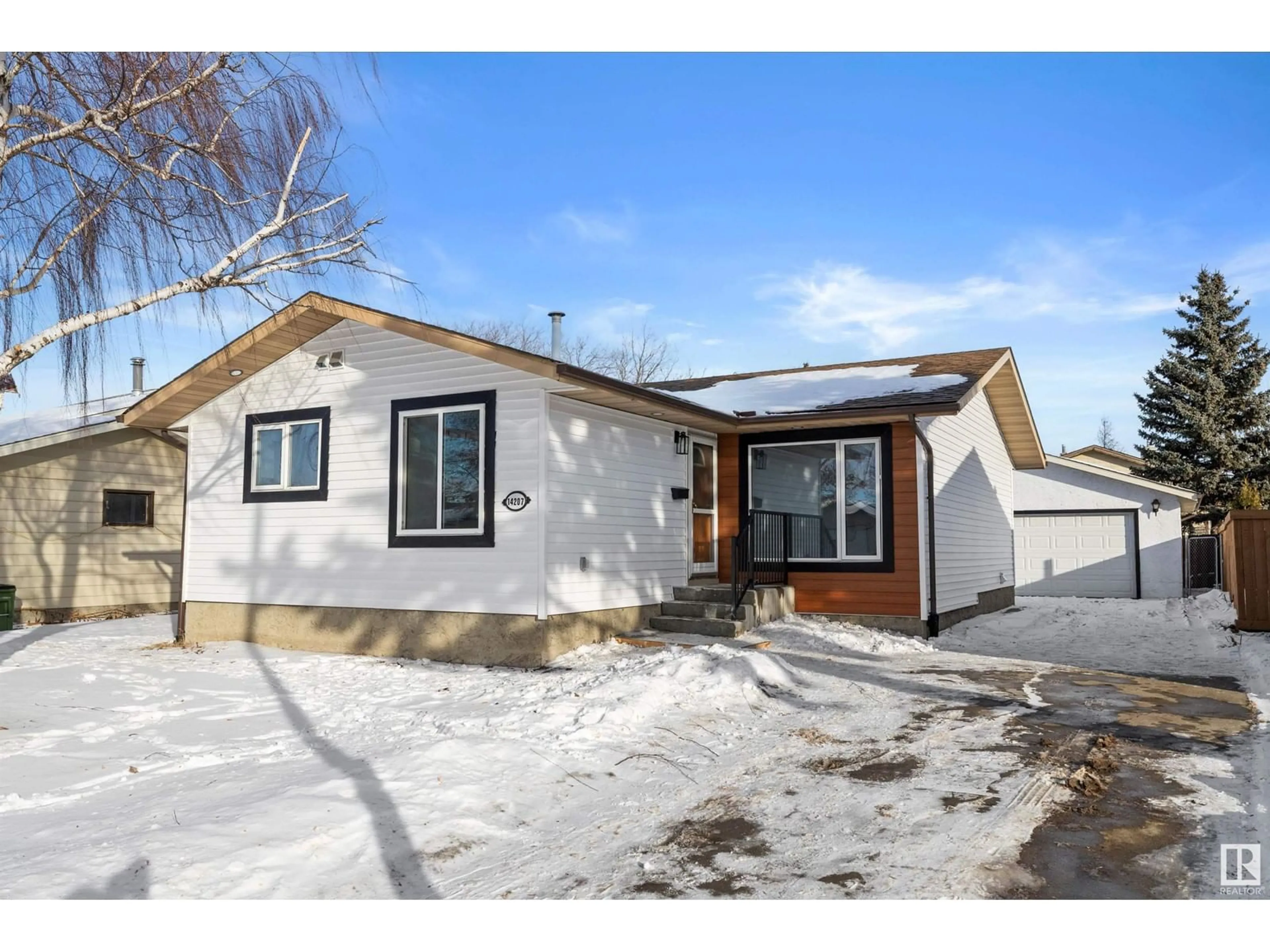 Unknown for 14207 34 ST NW, Edmonton Alberta T5Y1H5