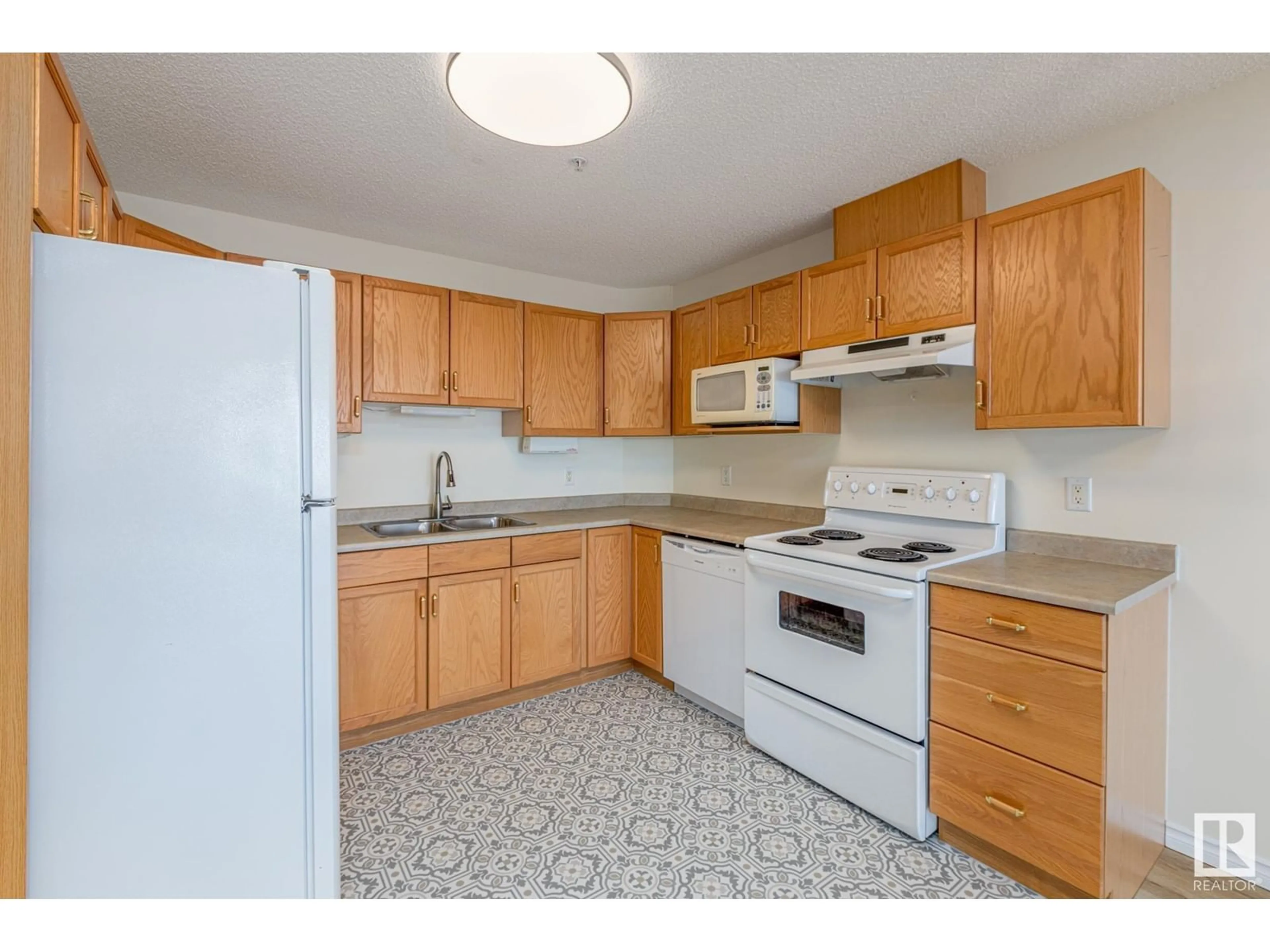 Standard kitchen, unknown for #336 2741 55 ST NW, Edmonton Alberta T6L7G7