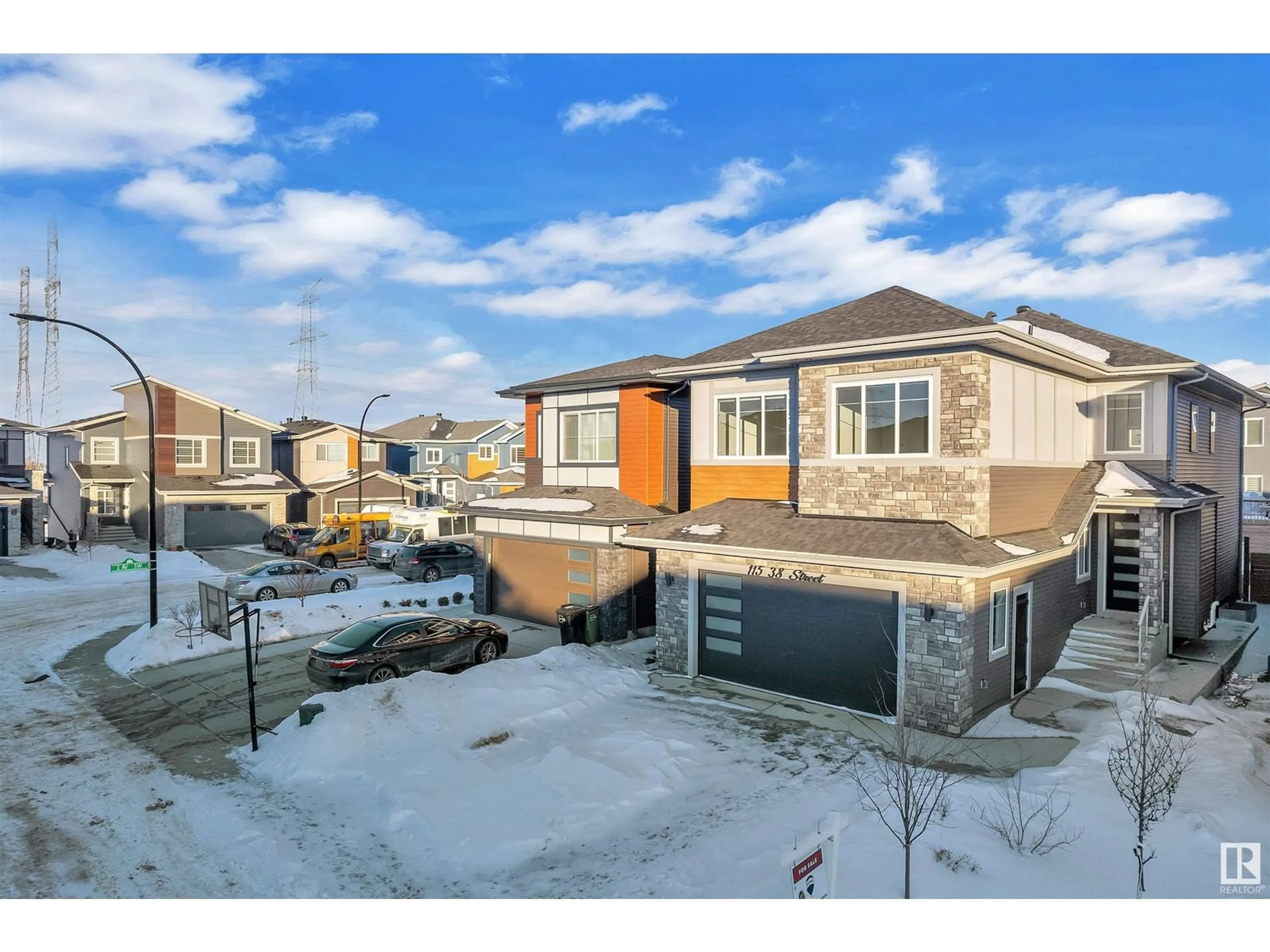 A pic from outside/outdoor area/front of a property/back of a property/a pic from drone, street for 115 38 ST SW, Edmonton Alberta T6X2W3