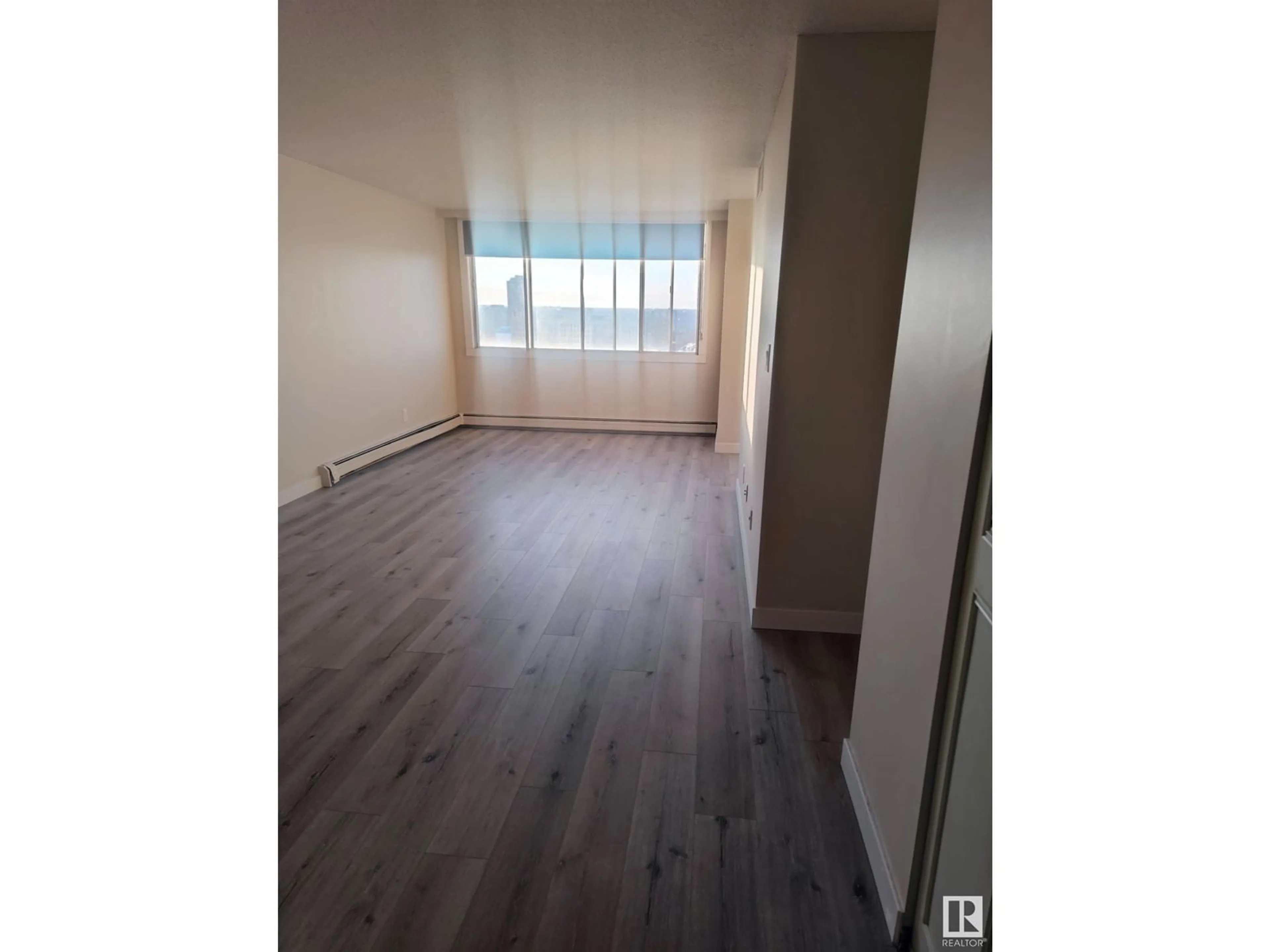 A pic of a room for #1910 9909 104 ST NW, Edmonton Alberta T5K2G5