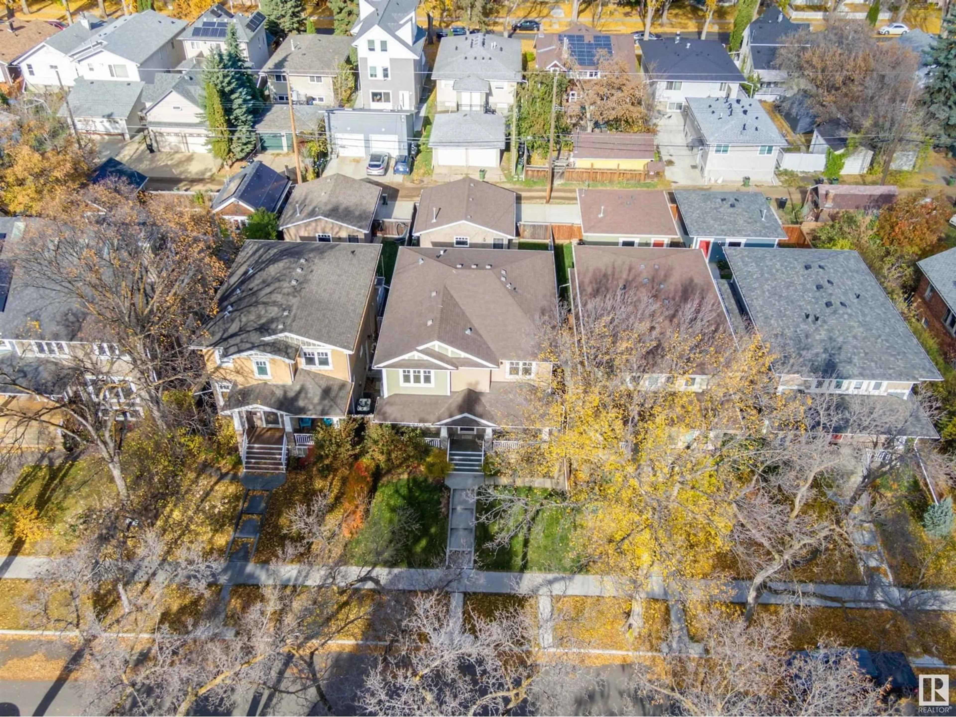 A pic from outside/outdoor area/front of a property/back of a property/a pic from drone, street for 11026 80 AV NW, Edmonton Alberta T6G0R3