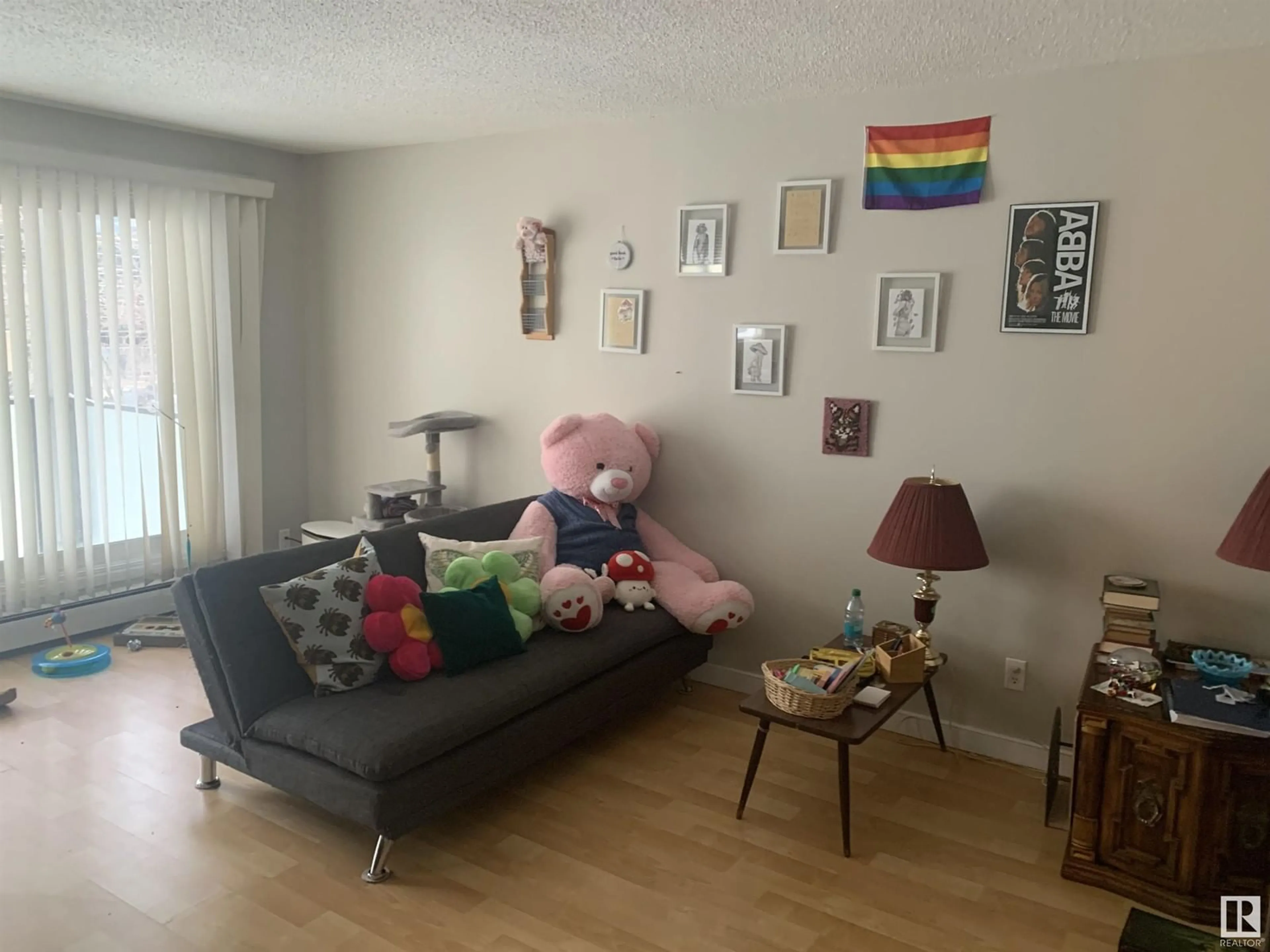 A pic of a room for #302 - 10145 113 ST, Edmonton Alberta T5K1P1