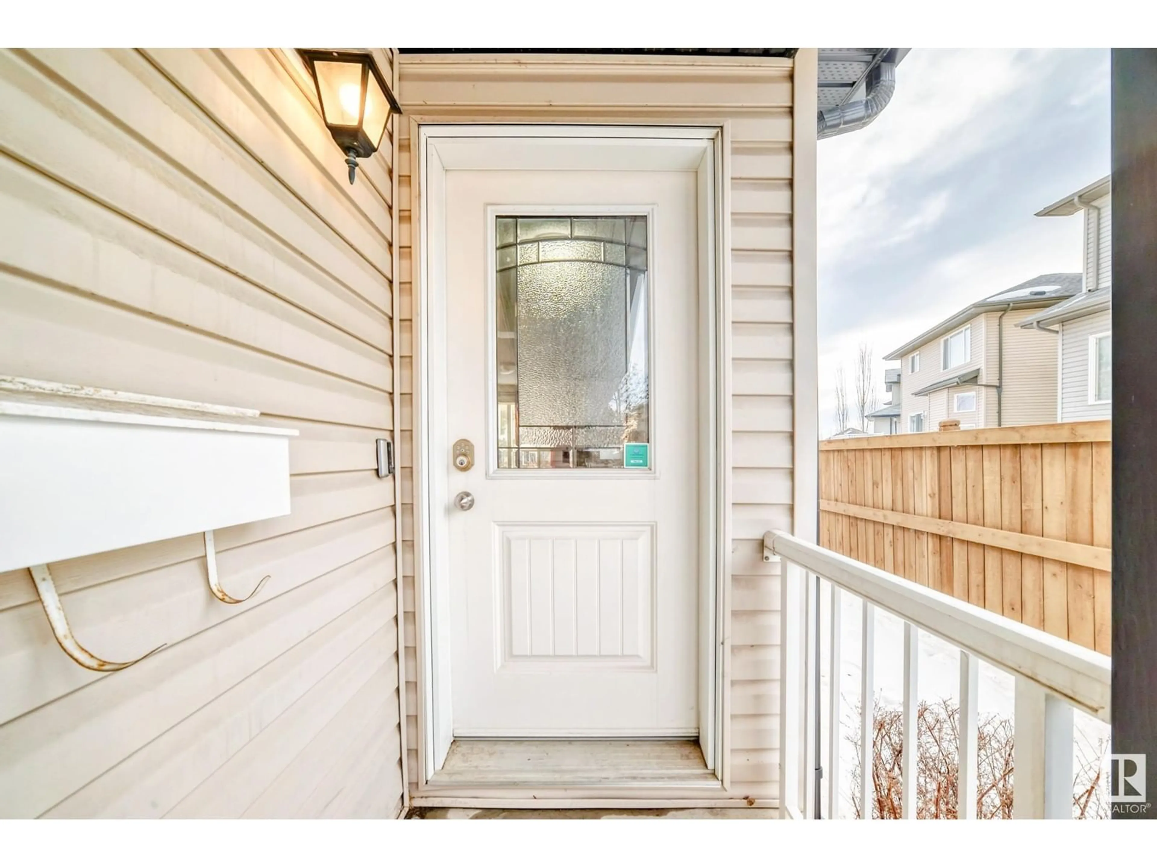 Indoor entryway for #6 445 BRINTNELL BV NW, Edmonton Alberta T5Y0V5