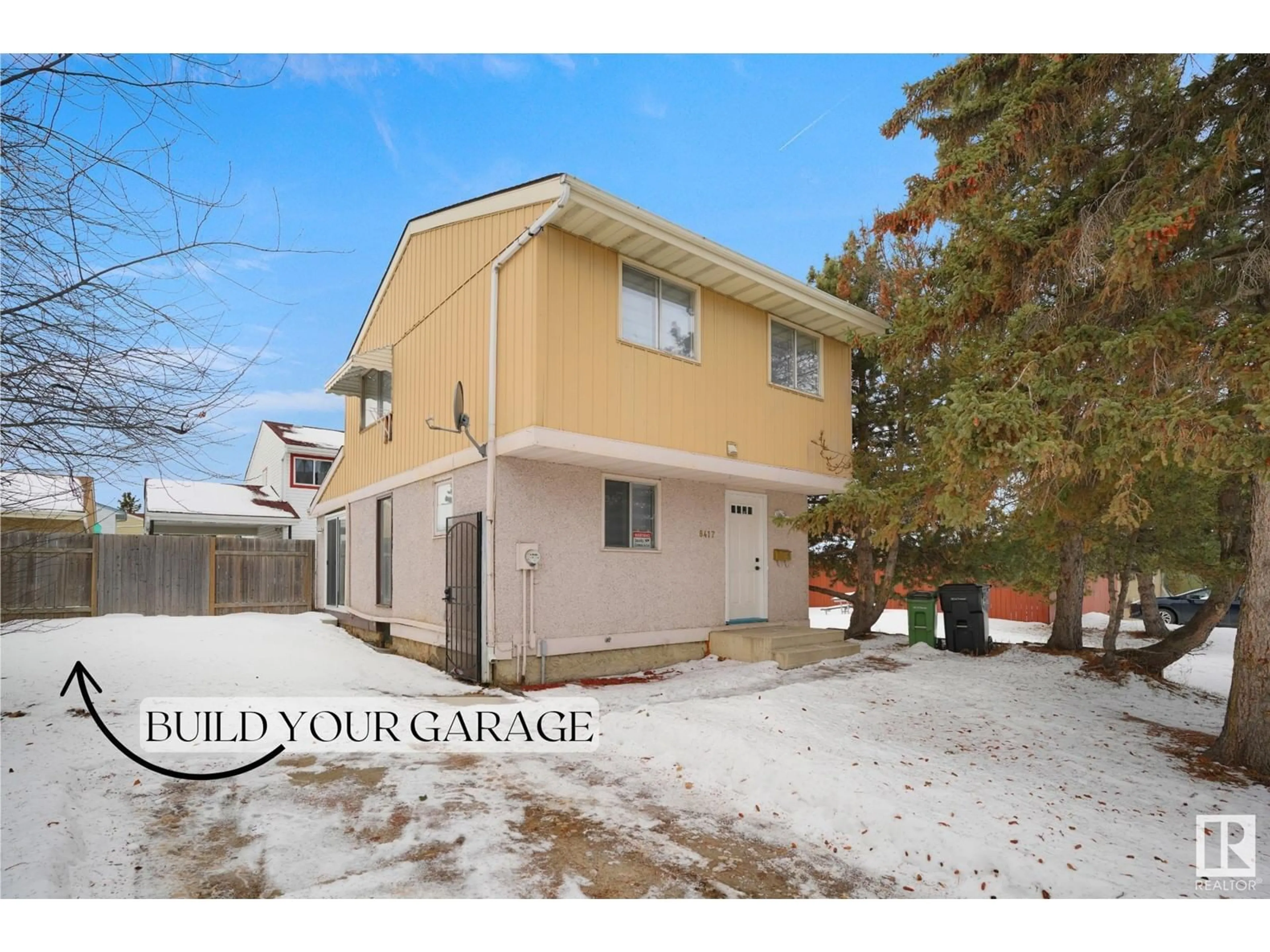 Indoor garage for 8417 MILL WOODS RD NW, Edmonton Alberta T6K2P6