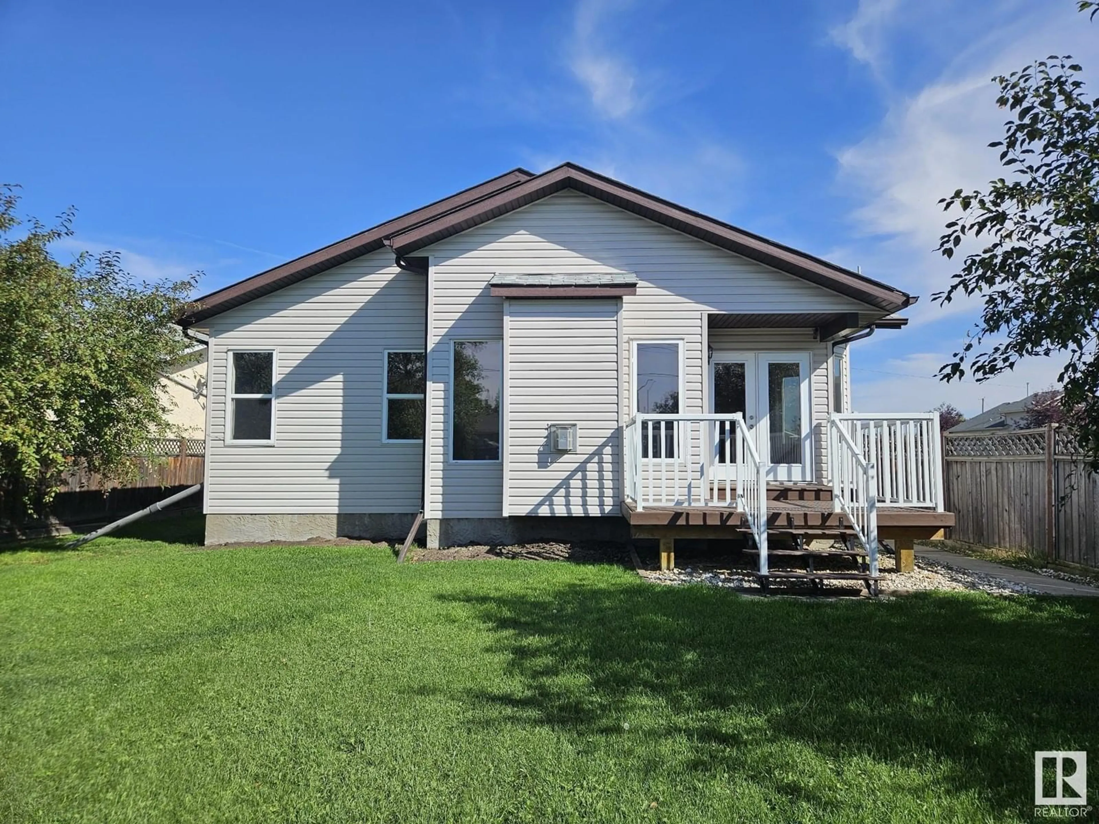 Home with vinyl exterior material, unknown for 4720 47 ST, Clyde Alberta T0G0P0