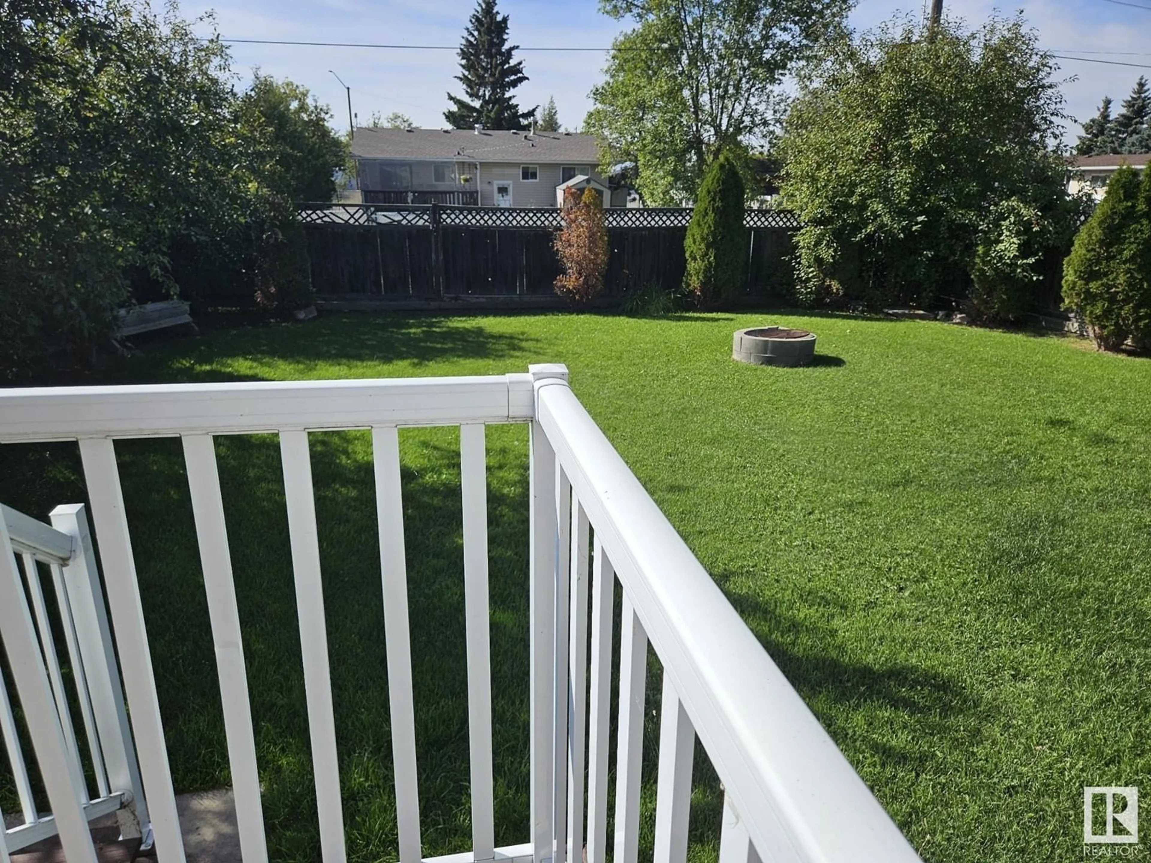 A pic from outside/outdoor area/front of a property/back of a property/a pic from drone, mountain view for 4720 47 ST, Clyde Alberta T0G0P0