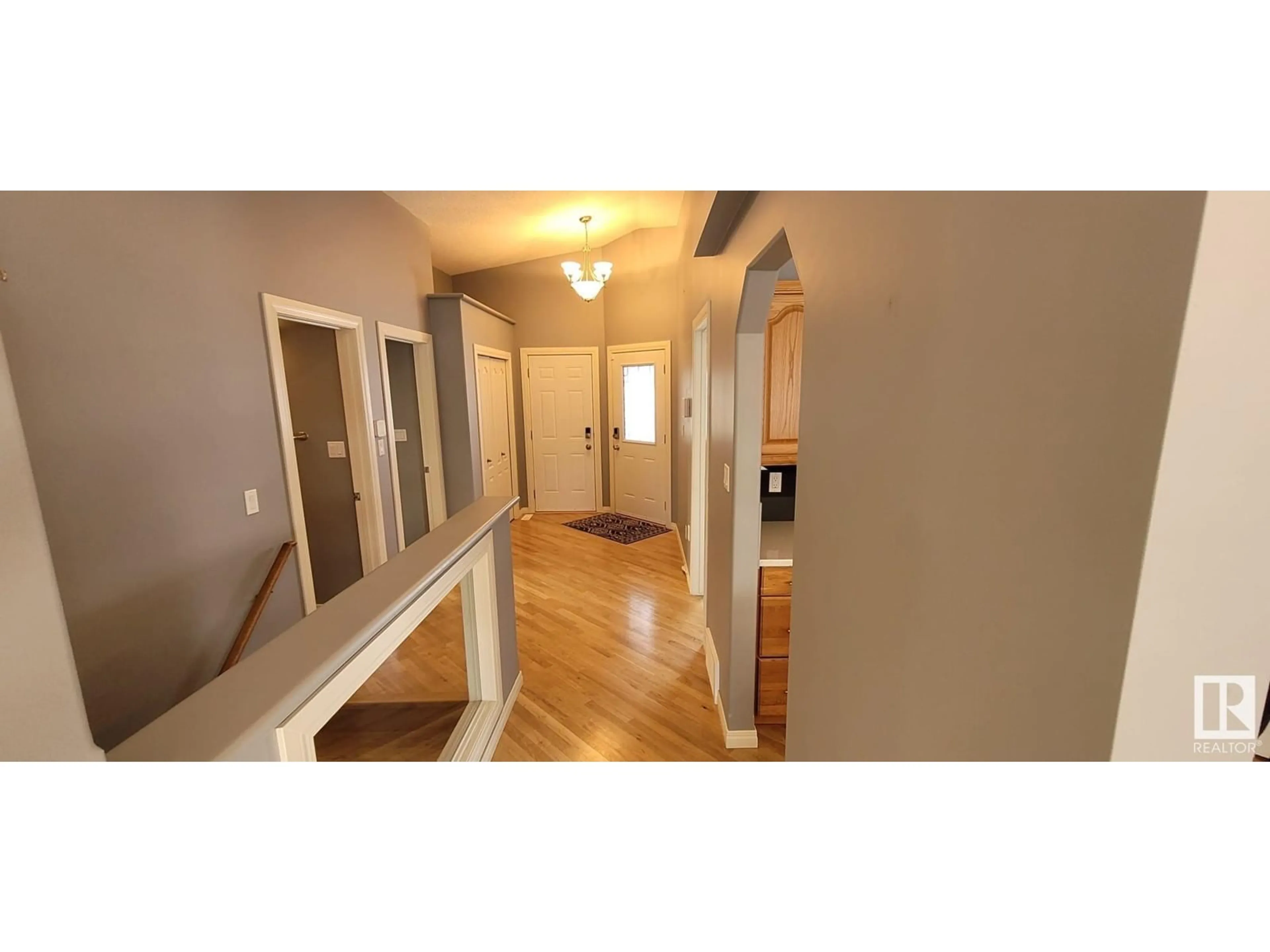 Indoor entryway for 4720 47 ST, Clyde Alberta T0G0P0