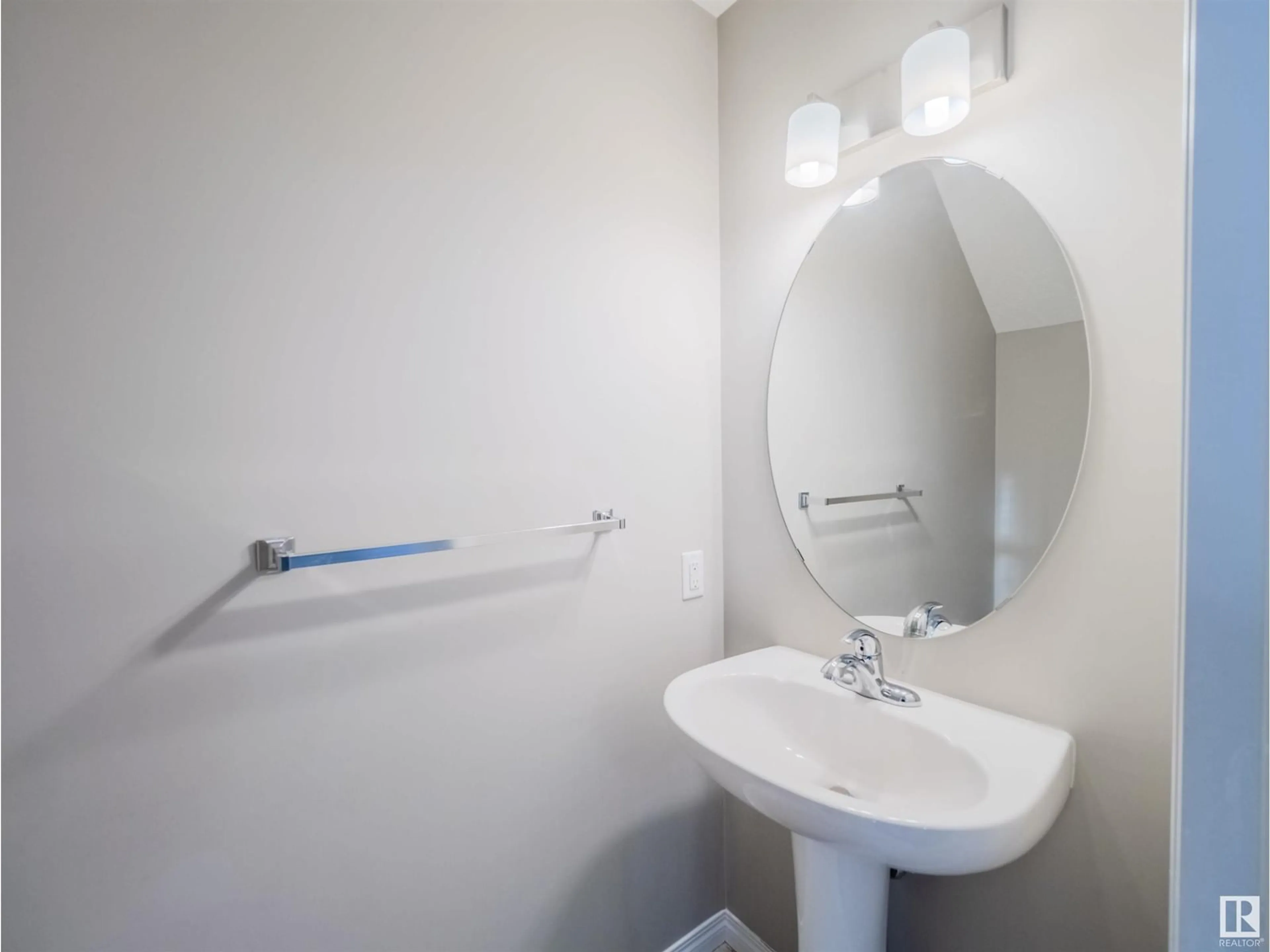 Standard bathroom, floor is not visible for #37 4050 SAVARYN DR SW, Edmonton Alberta T6X1R8