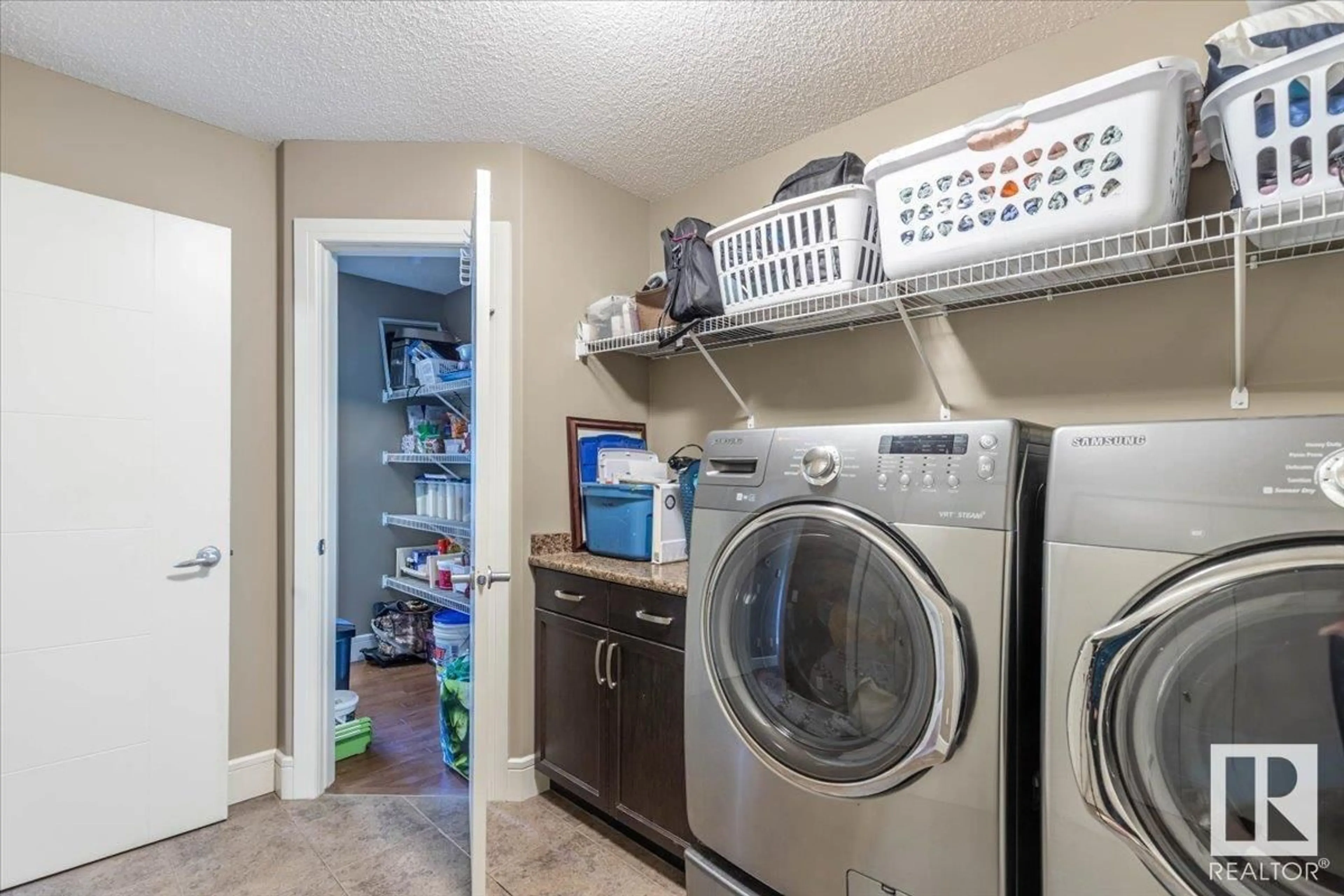 Laundry room for 1602 WESTERRA AV, Stony Plain Alberta T7Z0H2