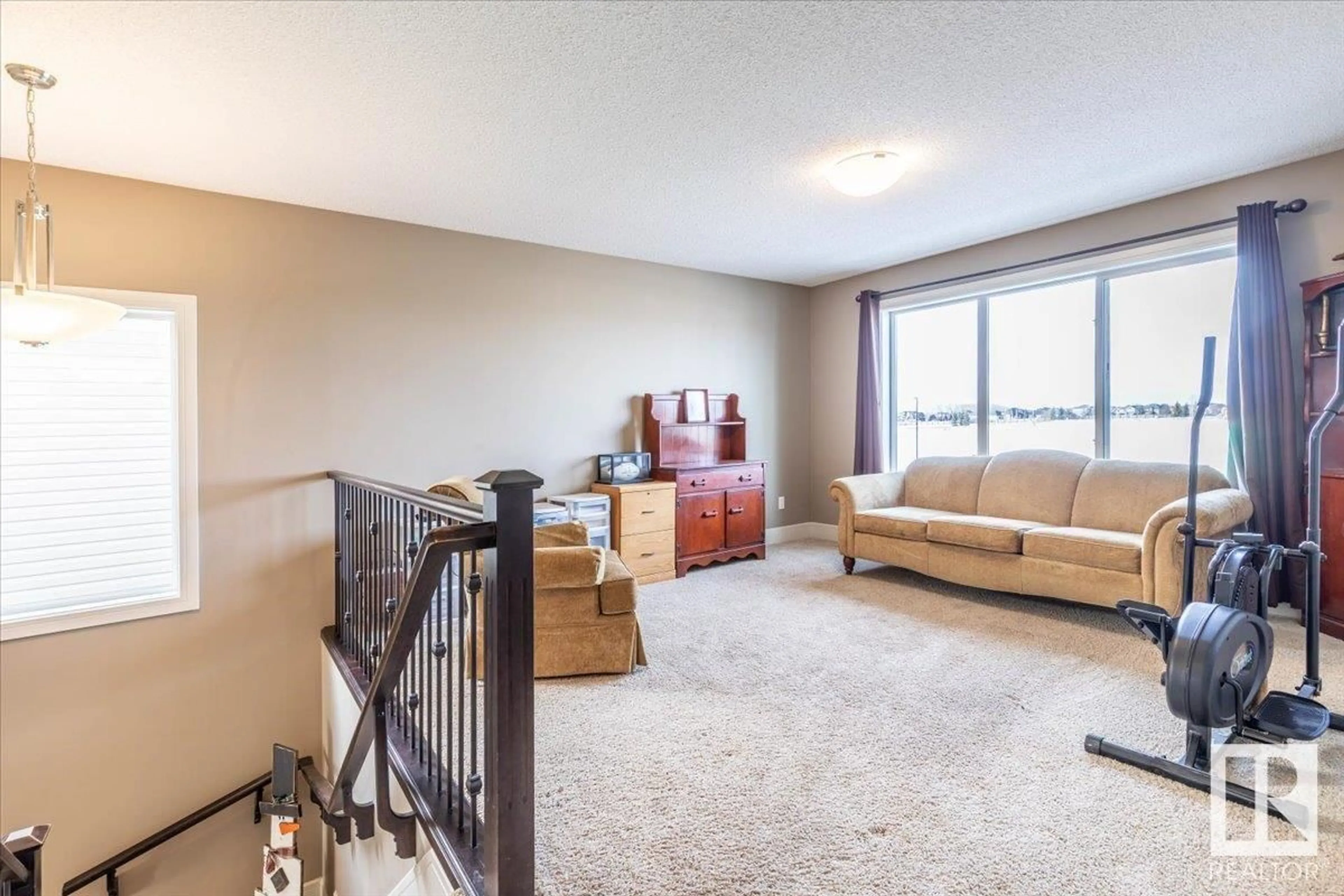 Living room with furniture, carpet floor for 1602 WESTERRA AV, Stony Plain Alberta T7Z0H2