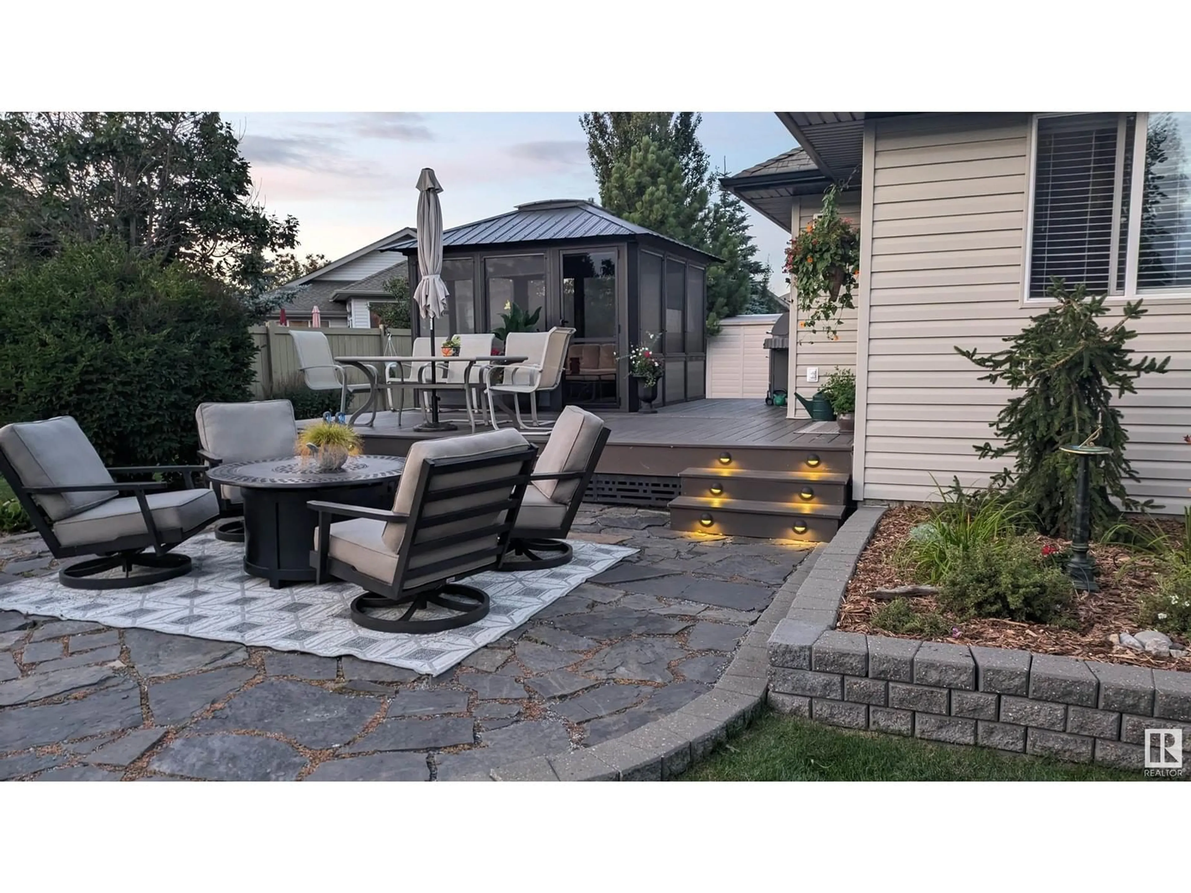 Patio, street for 10 RIDGELAND CR, Sherwood Park Alberta T8A6N5