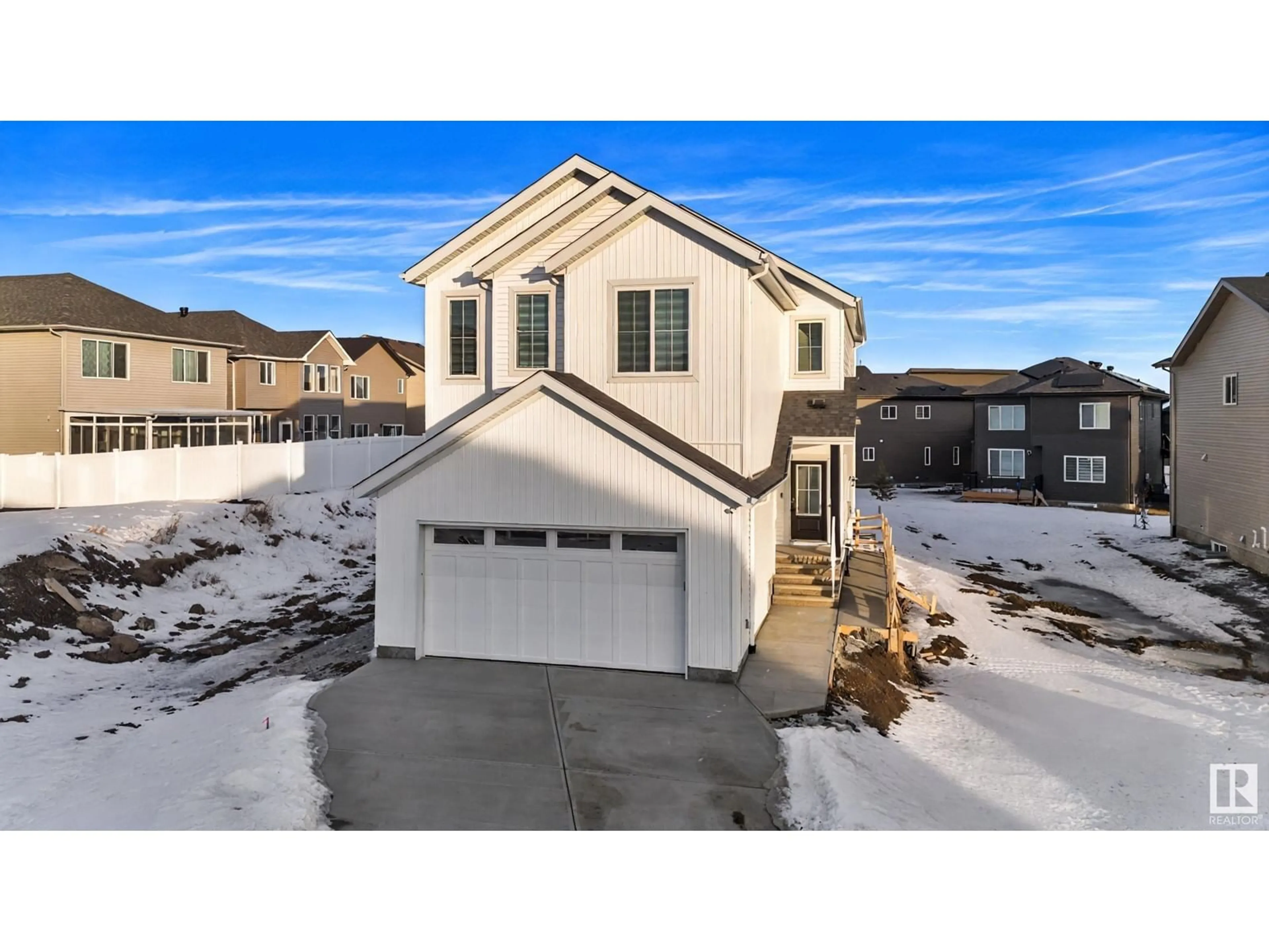 A pic from outside/outdoor area/front of a property/back of a property/a pic from drone, street for 17039 47 ST NW, Edmonton Alberta T5Y3A6