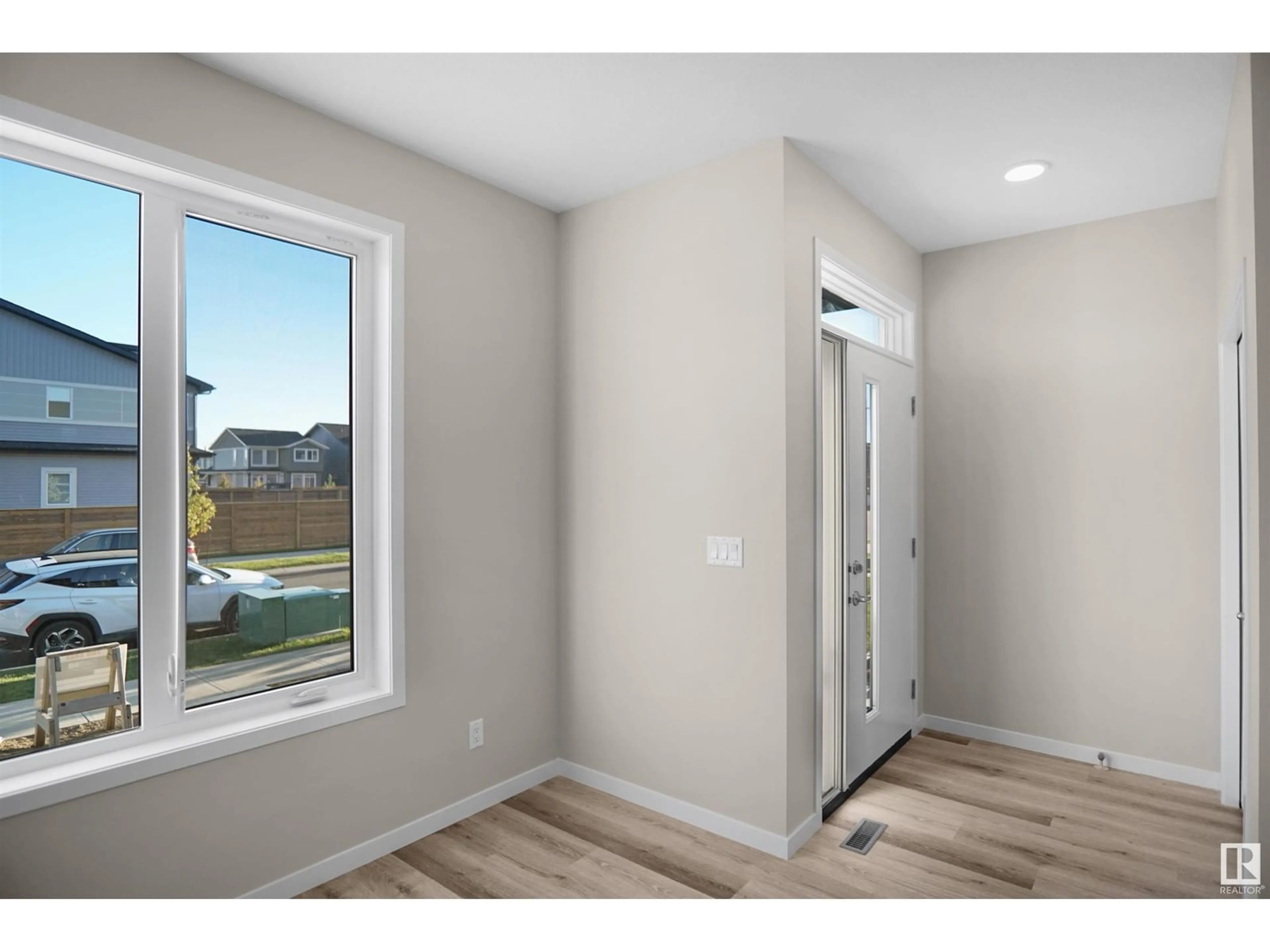 Indoor entryway for 193 REDWING WD, St. Albert Alberta T8N7X3