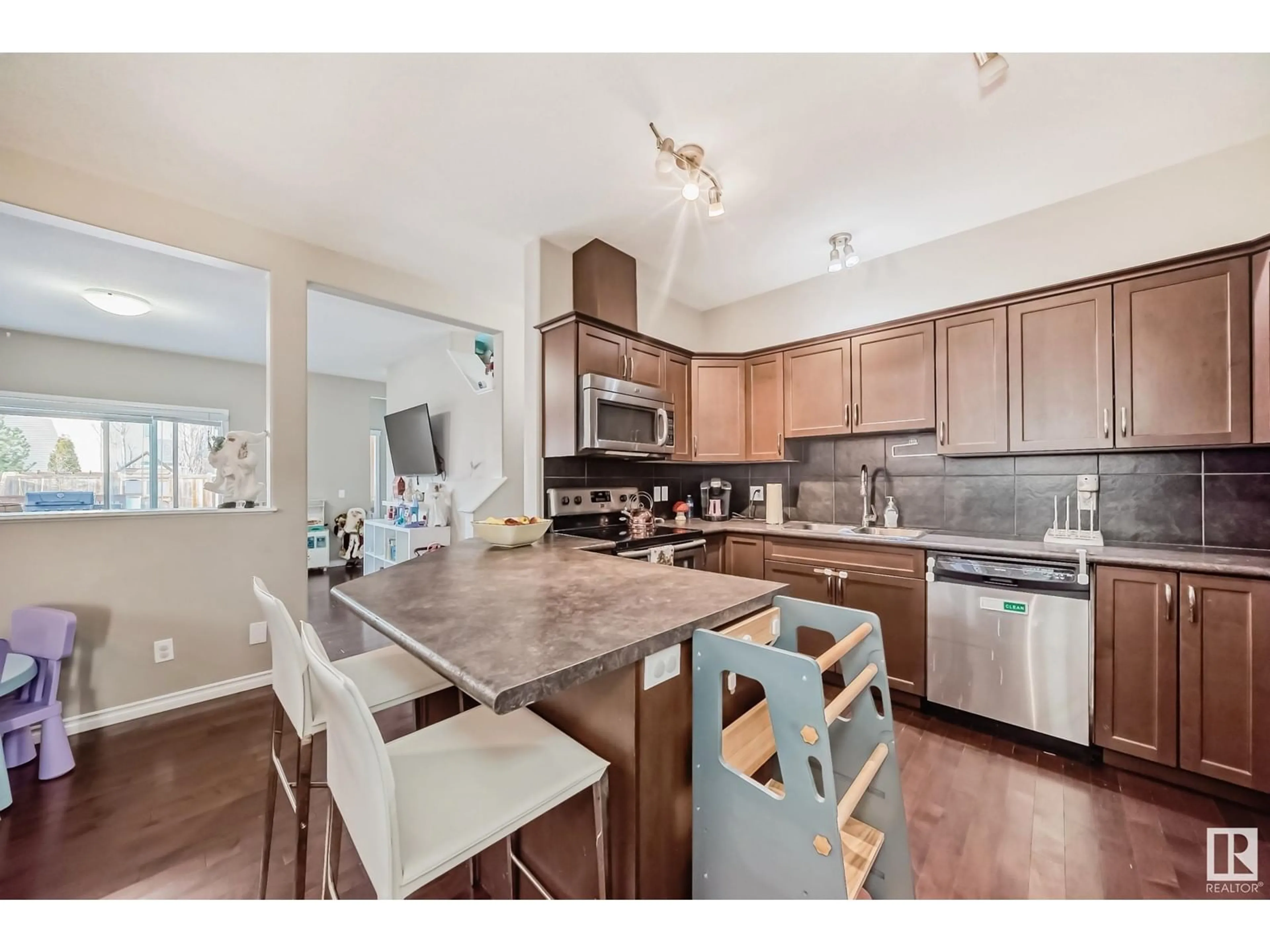 Open concept kitchen, unknown for 18052 85 ST NW, Edmonton Alberta T5Z0E4