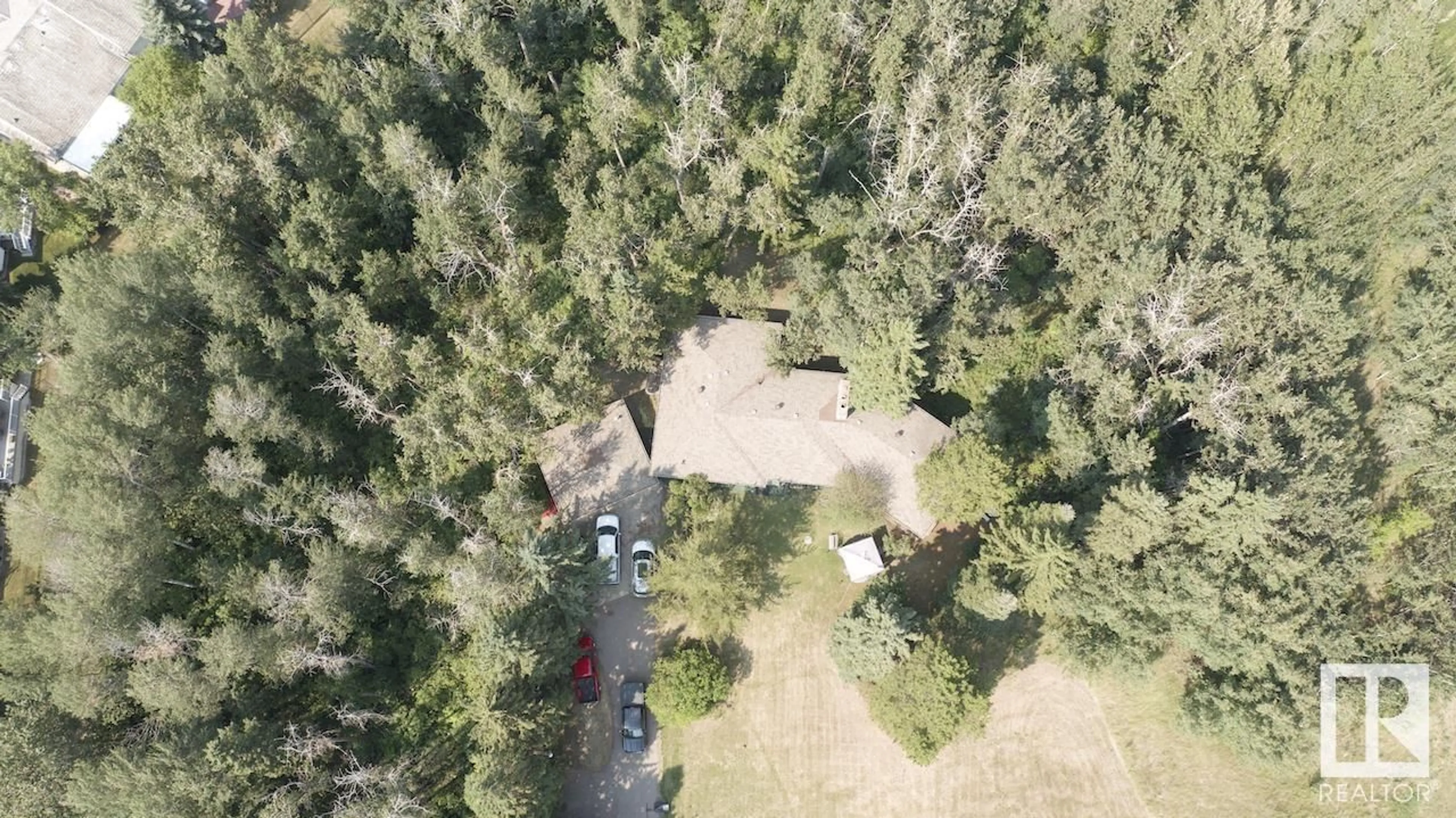 A pic from outside/outdoor area/front of a property/back of a property/a pic from drone, forest/trees view for 40 BLACKBURN DR SW, Edmonton Alberta T6W1A2