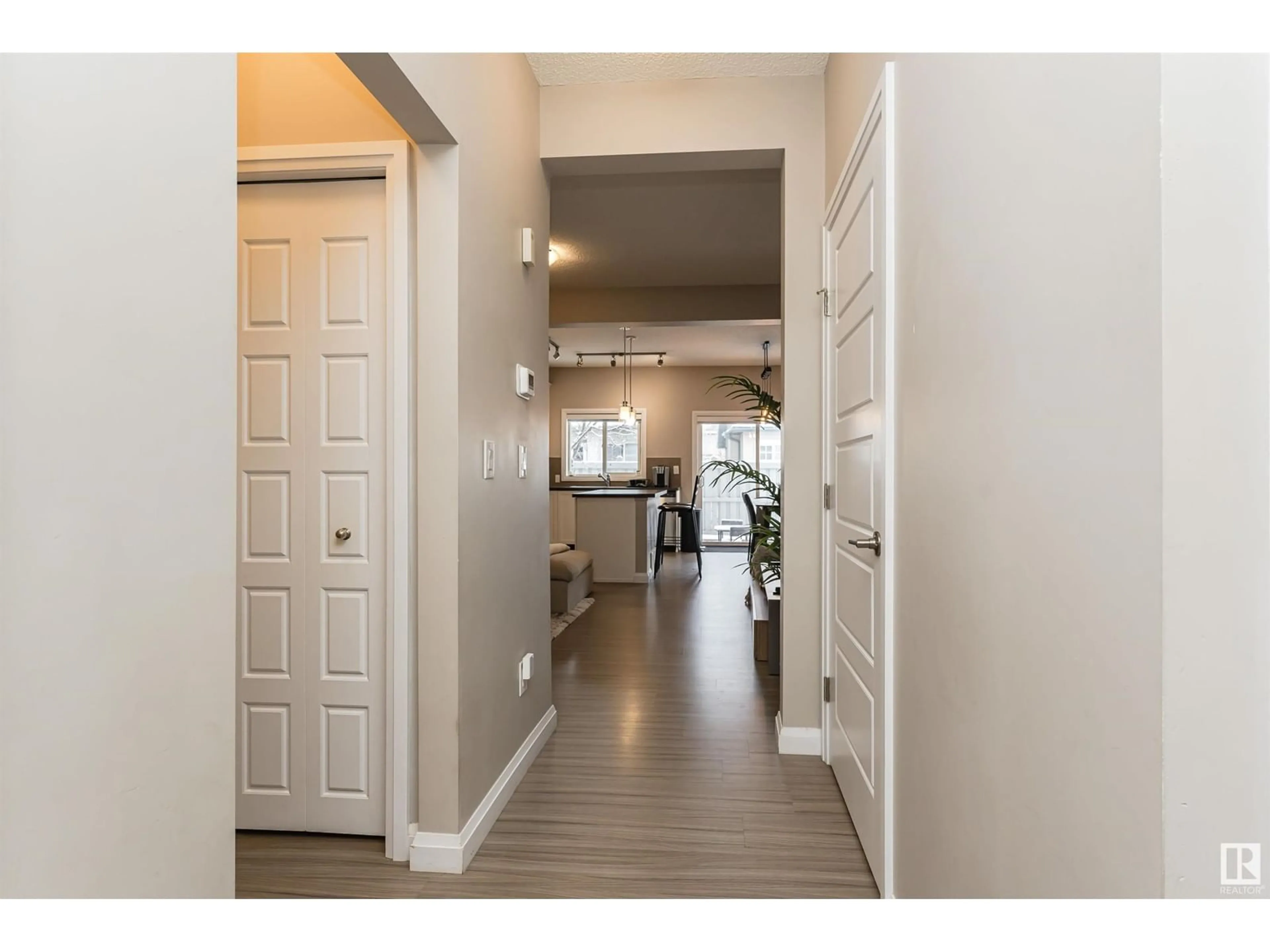 Indoor entryway for 3-3710 Allan DR SW SW, Edmonton Alberta T6W2C4