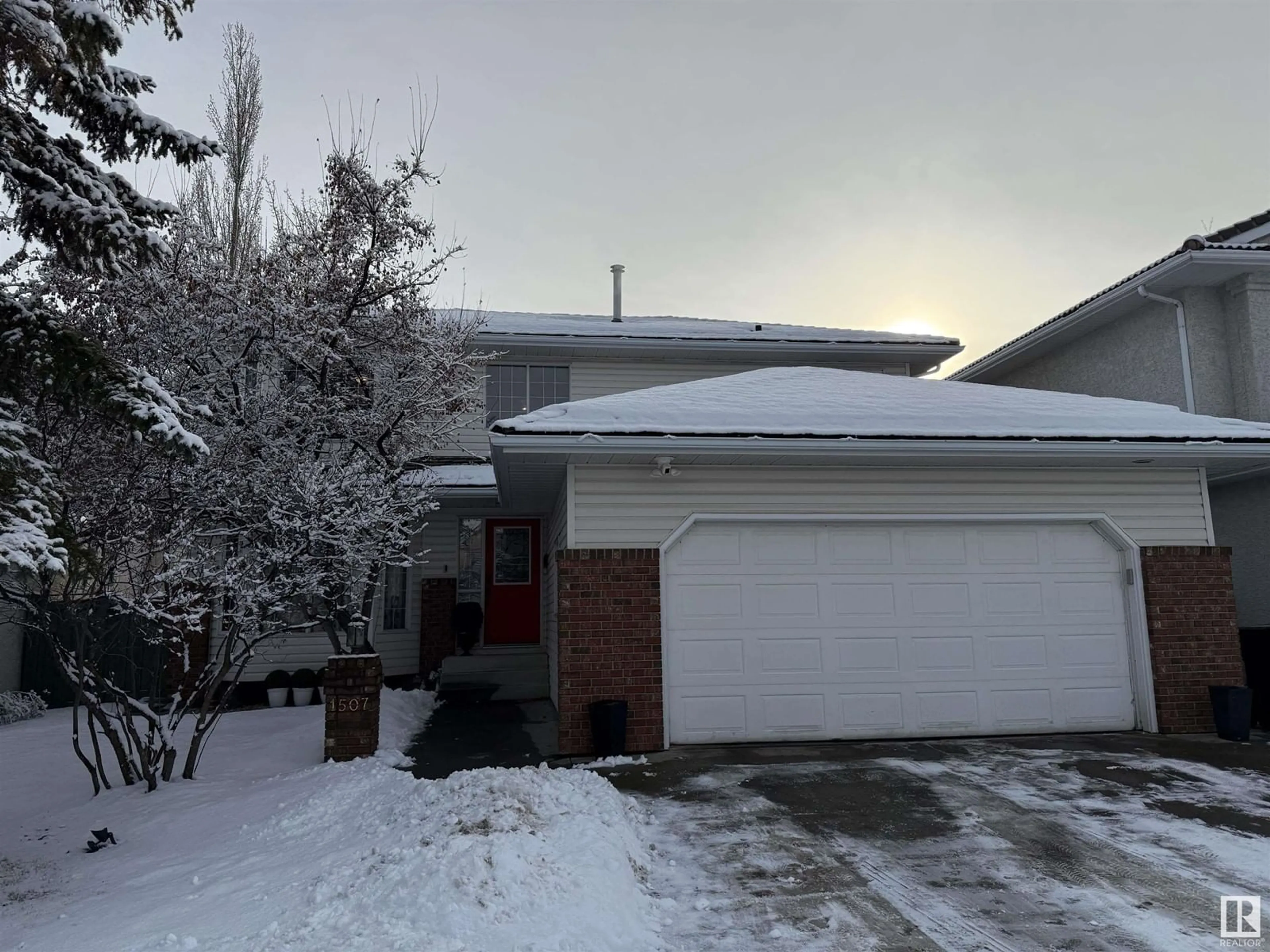 Unknown for 1507 WELLWOOD WY NW, Edmonton Alberta T6M2M3