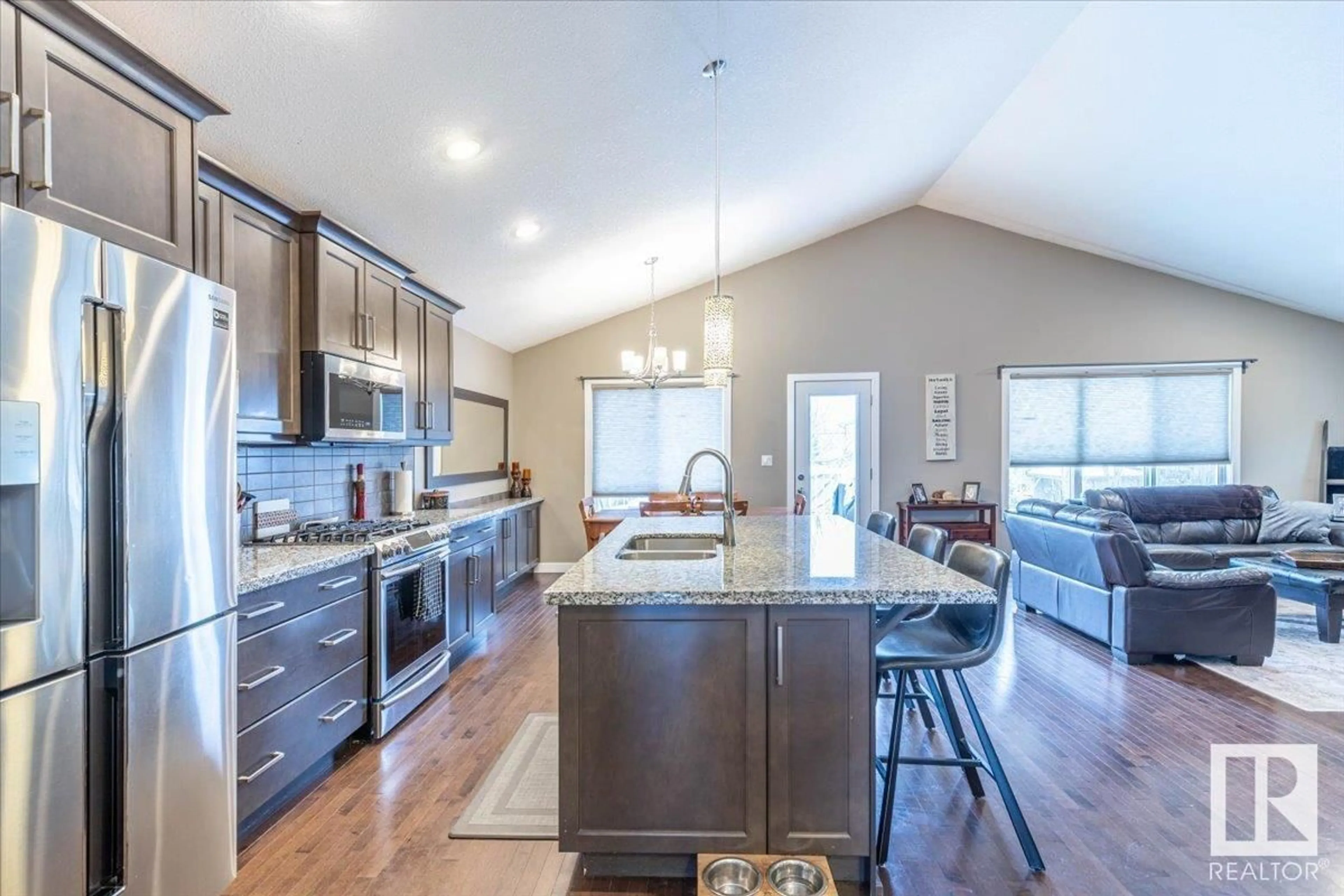 Open concept kitchen, unknown for 13 Southbridge Cr, Calmar Alberta T0C0V0