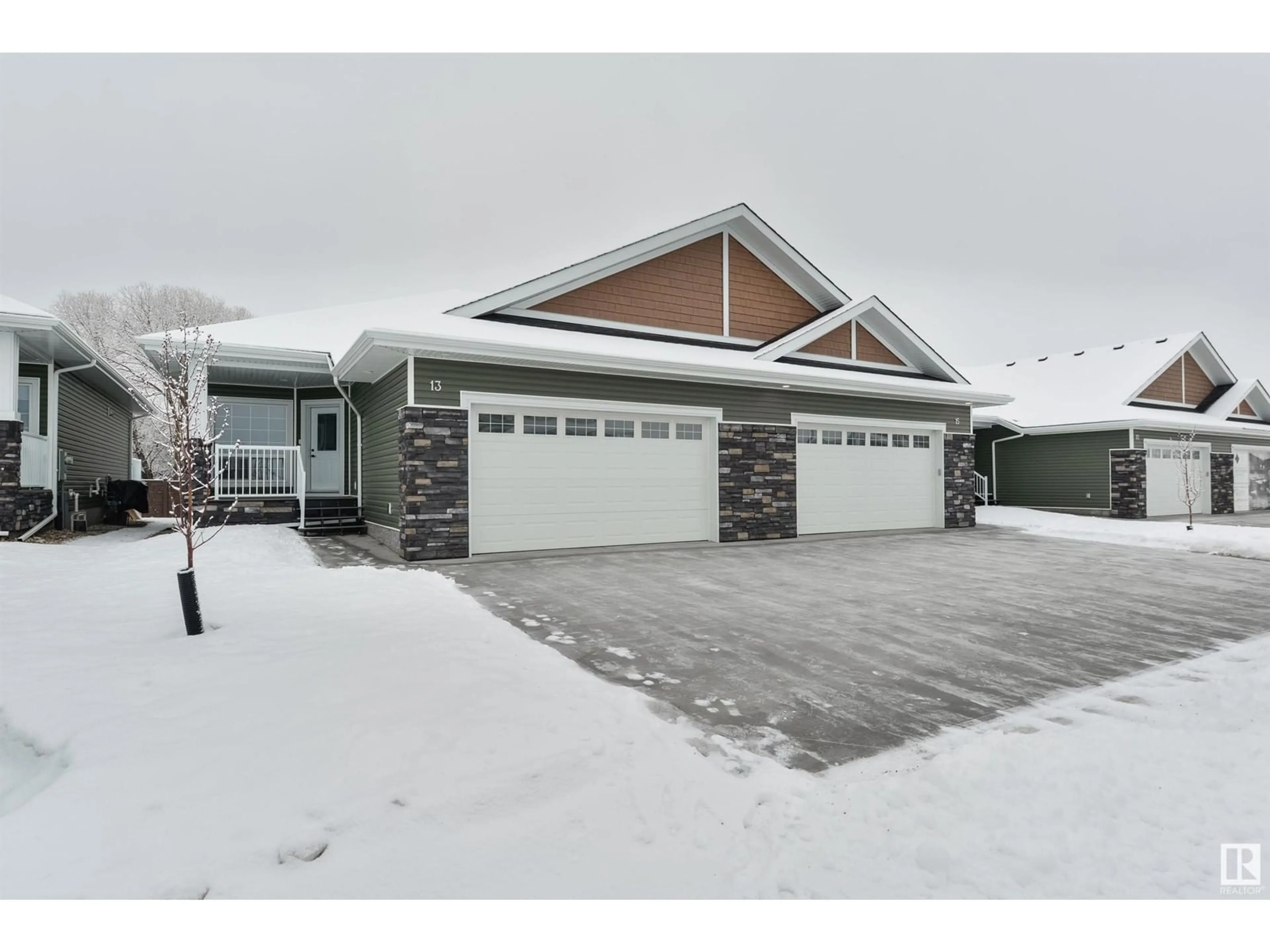 Indoor garage for #13 1005 CALAHOO RD, Spruce Grove Alberta T7X2T7