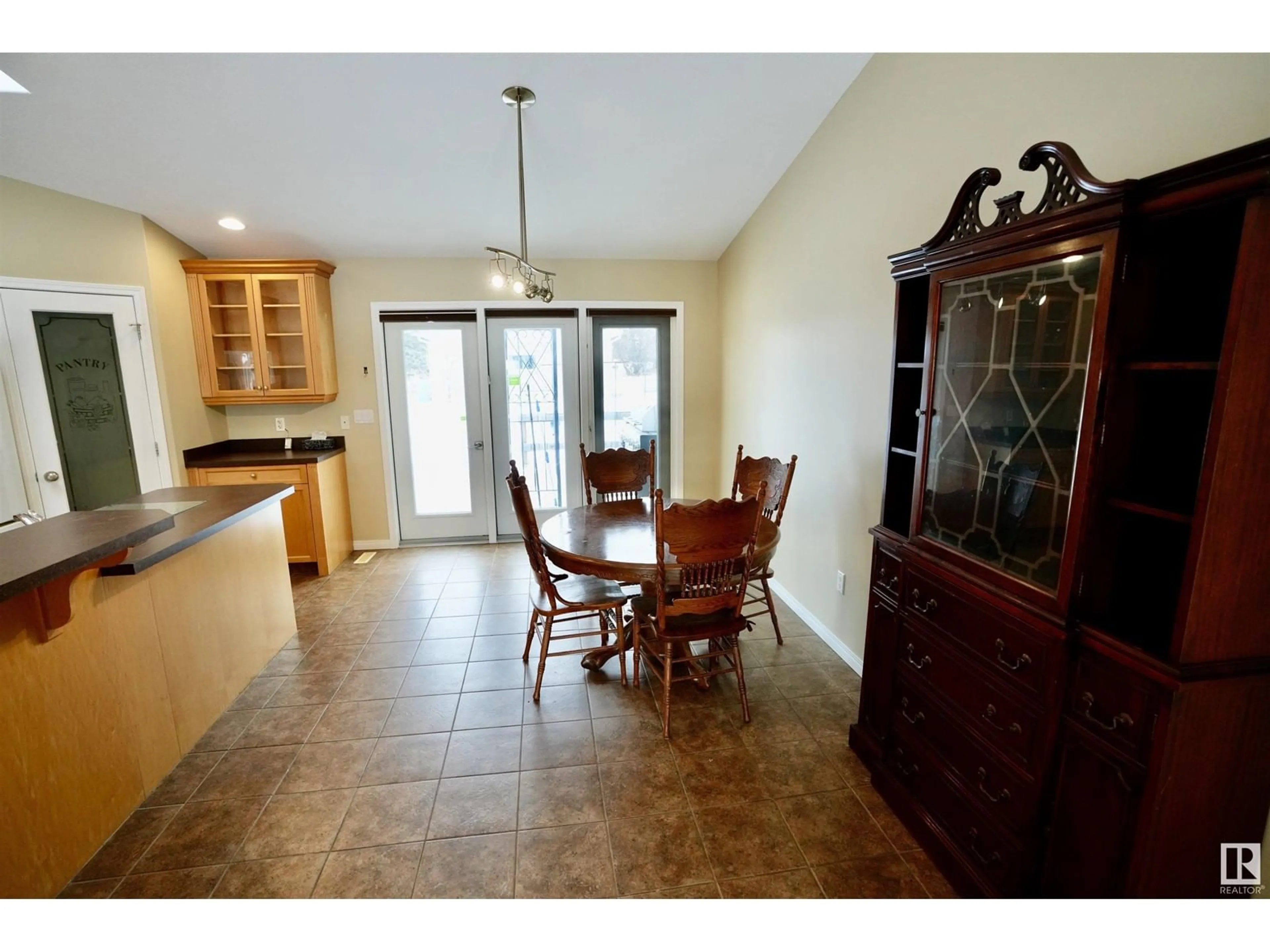 Dining room, ceramic/tile floor for 4805 53 ST, Glendon Alberta T0A1P0