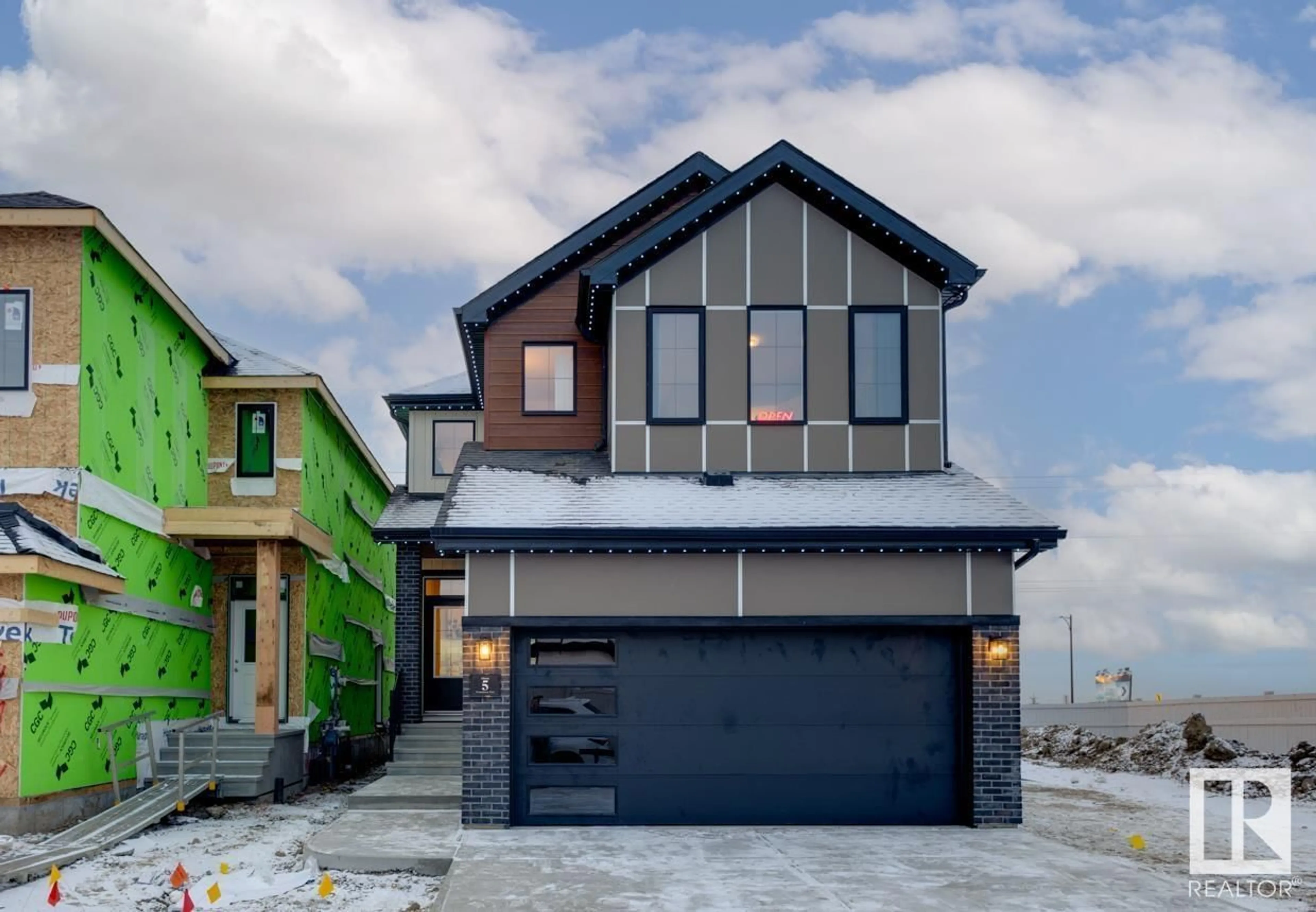 Floor plan for NW - 4223 206 ST, Edmonton Alberta T6M3E3