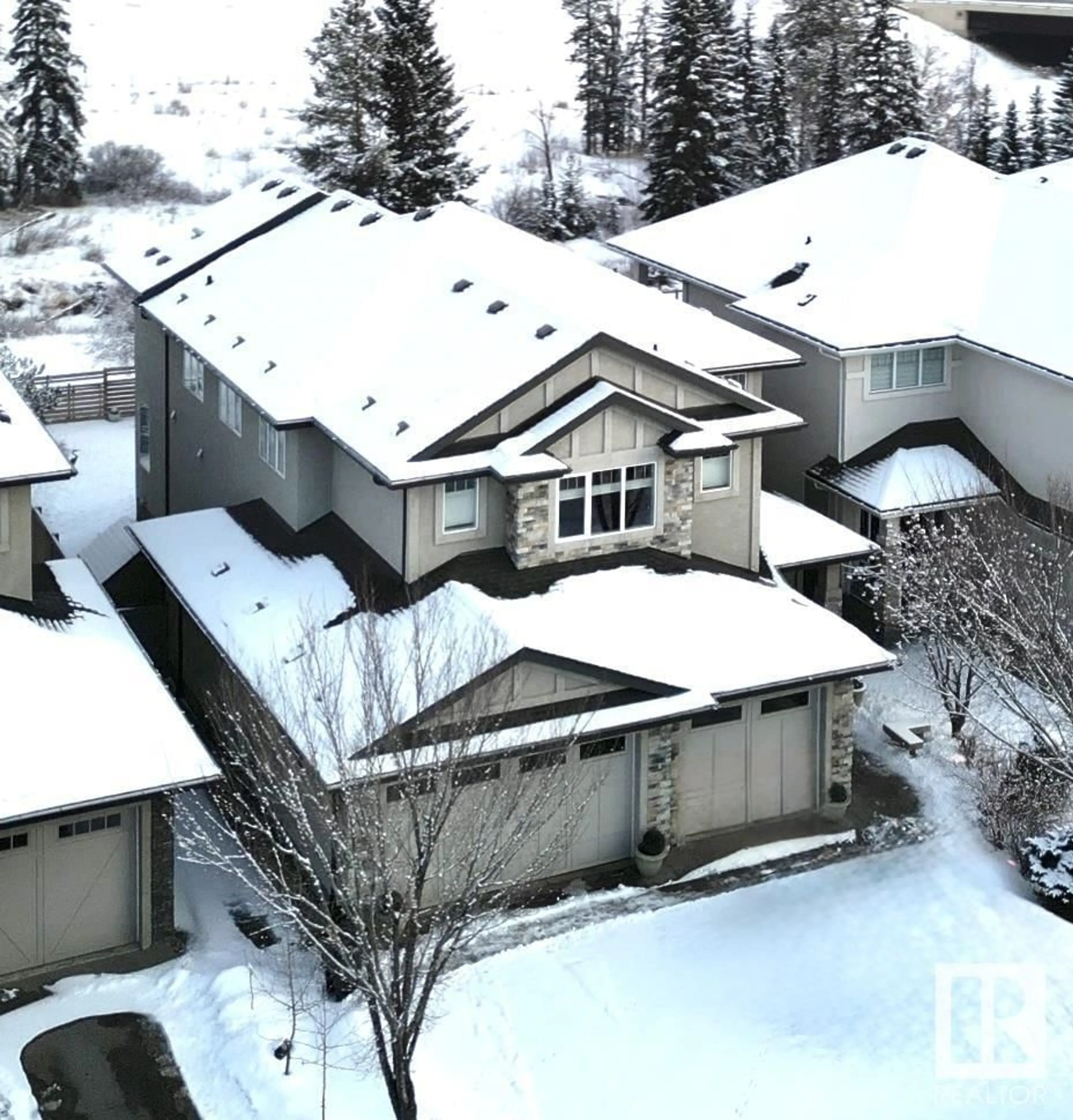 A pic from outside/outdoor area/front of a property/back of a property/a pic from drone, street for 1330 ADAMSON DR SW, Edmonton Alberta T6W2N8