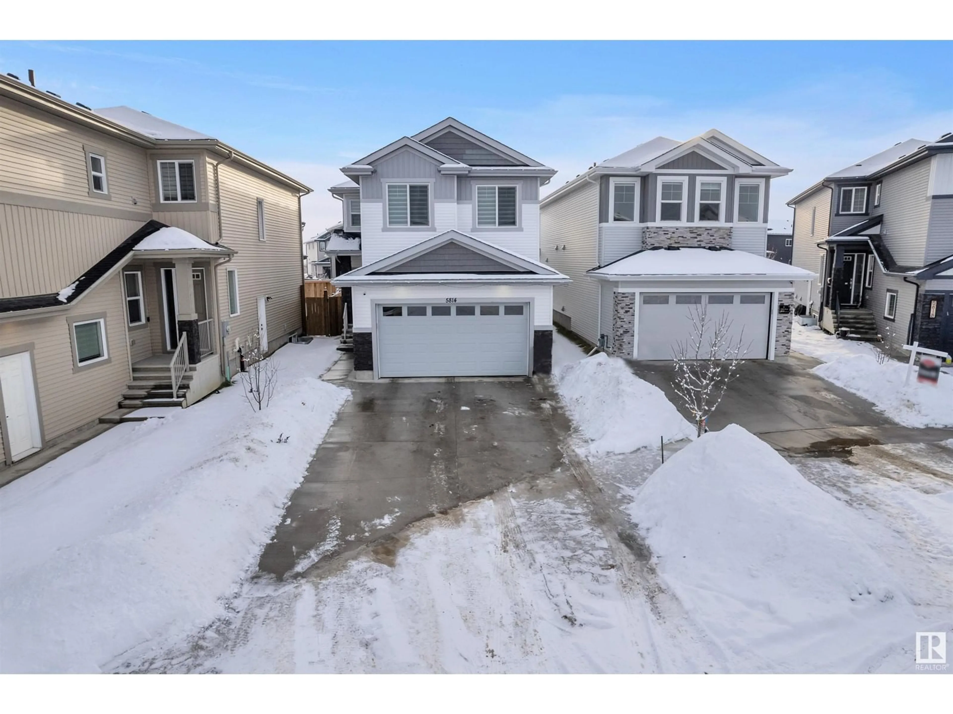 A pic from outside/outdoor area/front of a property/back of a property/a pic from drone, street for 5814 PELTIER CL, Beaumont Alberta T4X2Y1