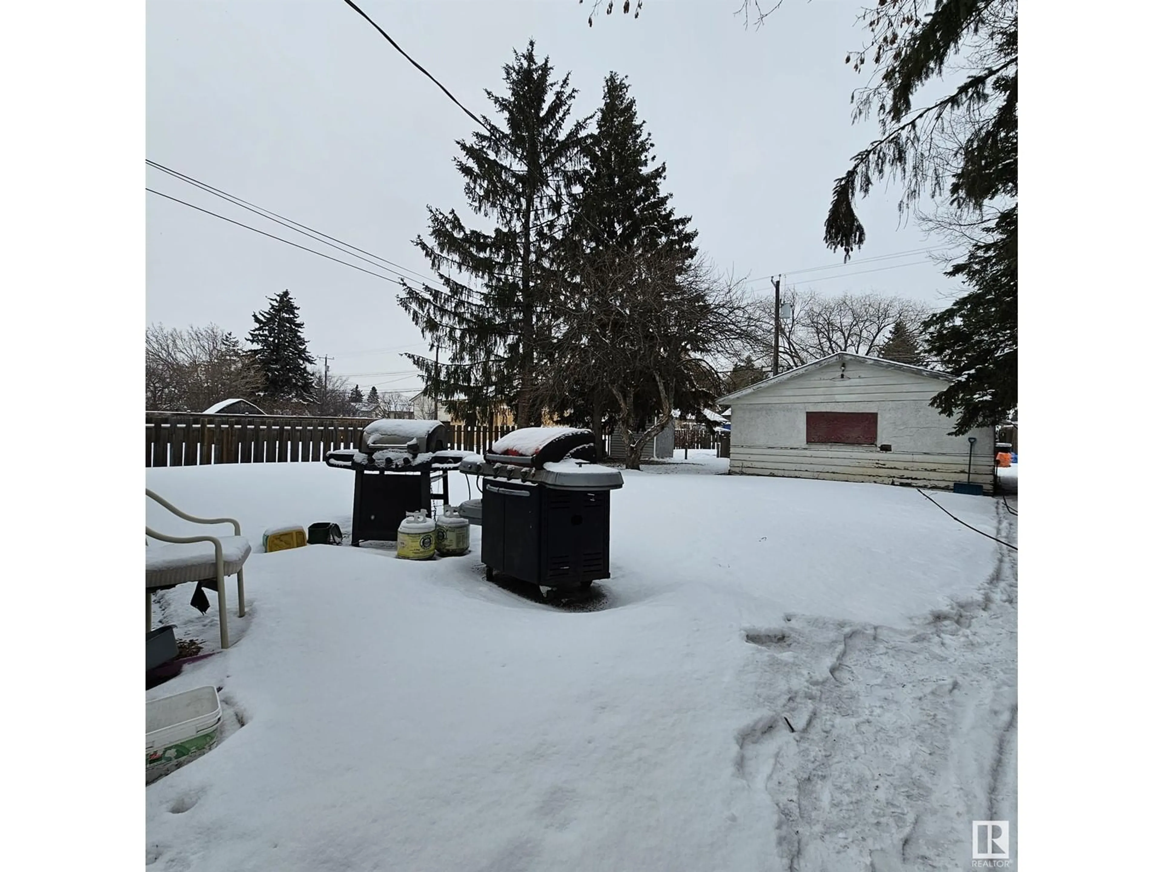 Unknown for 8931 151 ST NW, Edmonton Alberta T5R1J1