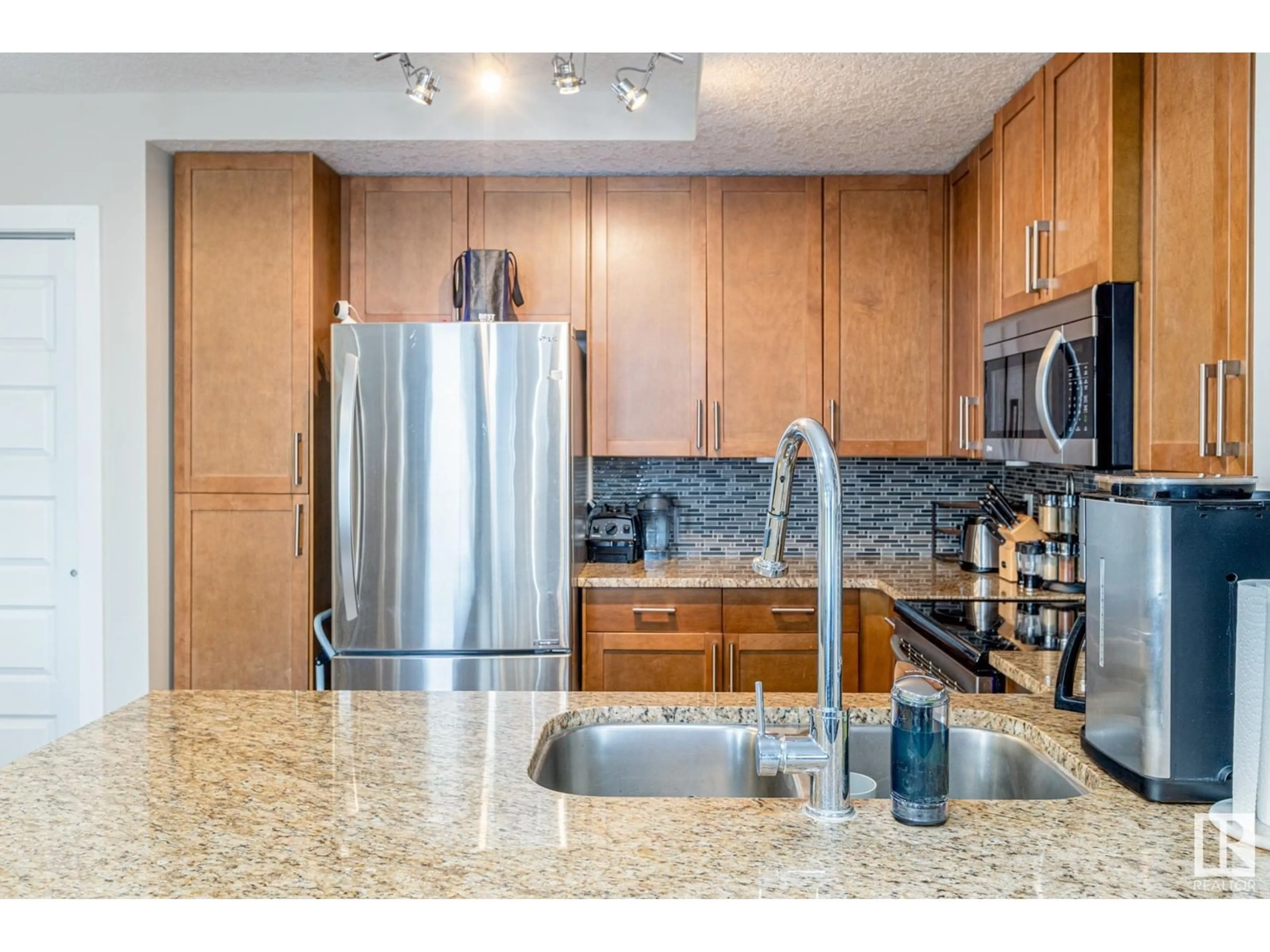 Standard kitchen, unknown for #1023 5151 WINDERMERE BV SW, Edmonton Alberta T6W2K4