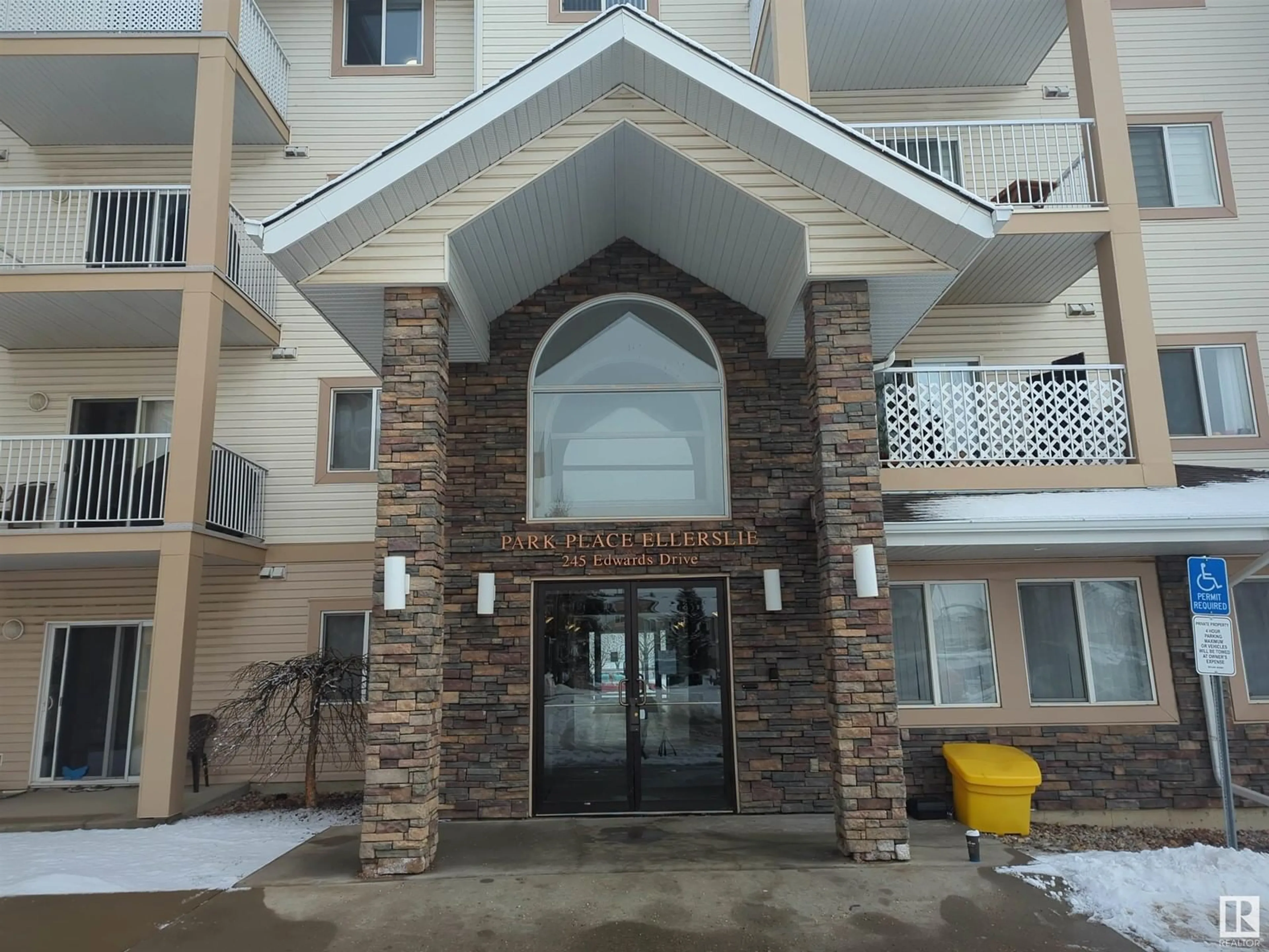 Indoor foyer for #105 245 EDWARDS DR SW, Edmonton Alberta T6X1J9