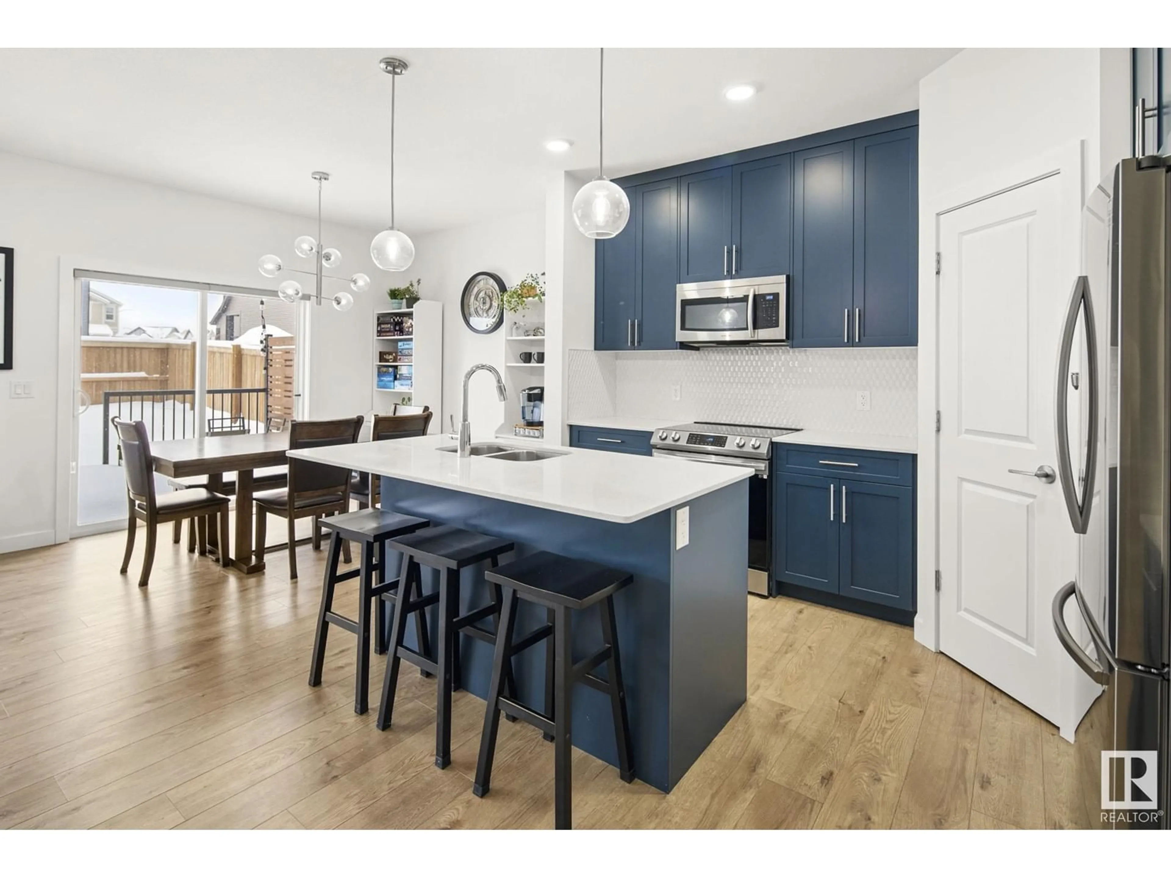 Open concept kitchen, unknown for 23011 96 AV NW, Edmonton Alberta T5T7R4