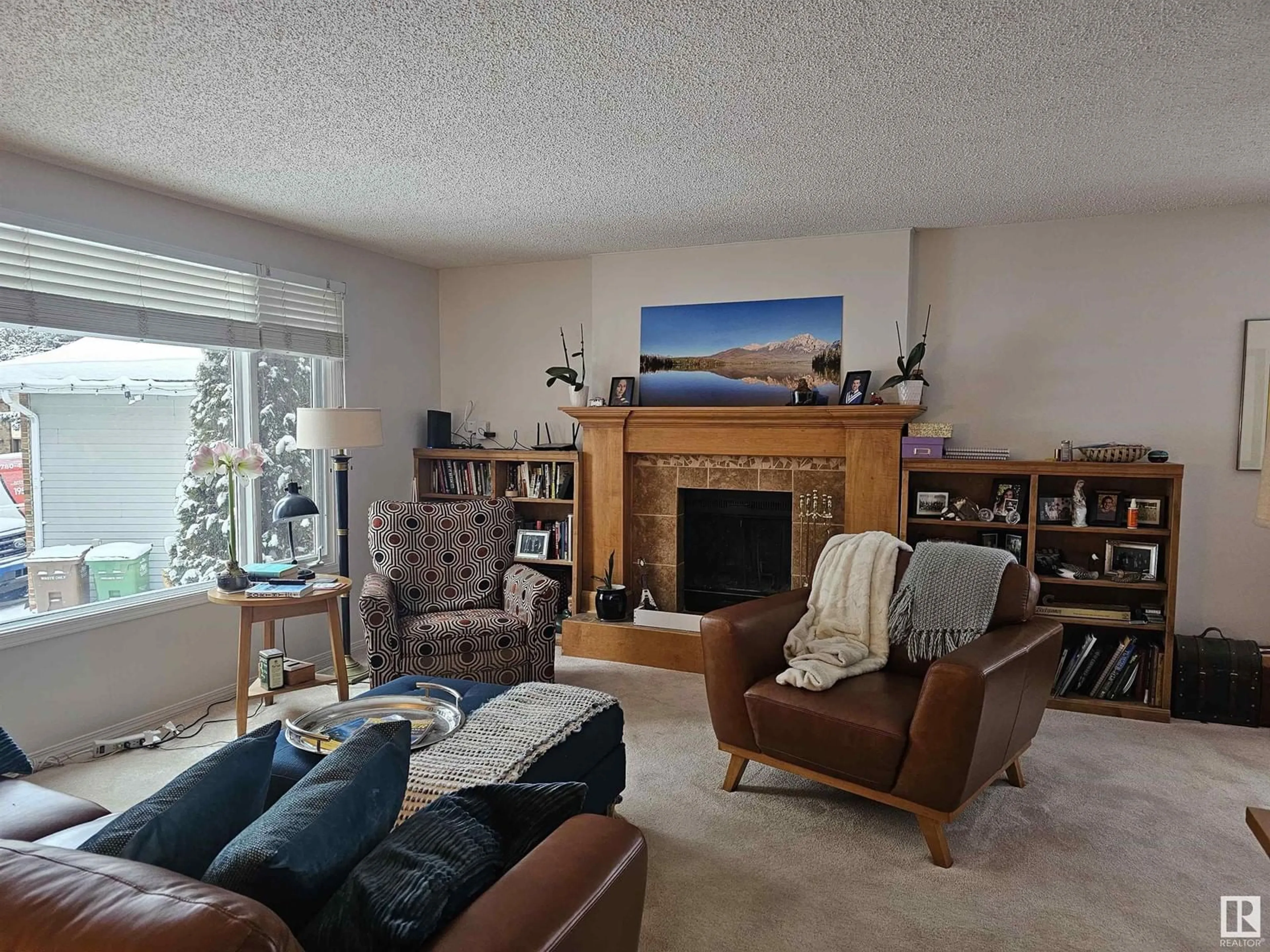 Living room with furniture, unknown for 57 PRINCETON CR, St. Albert Alberta T8N4T4