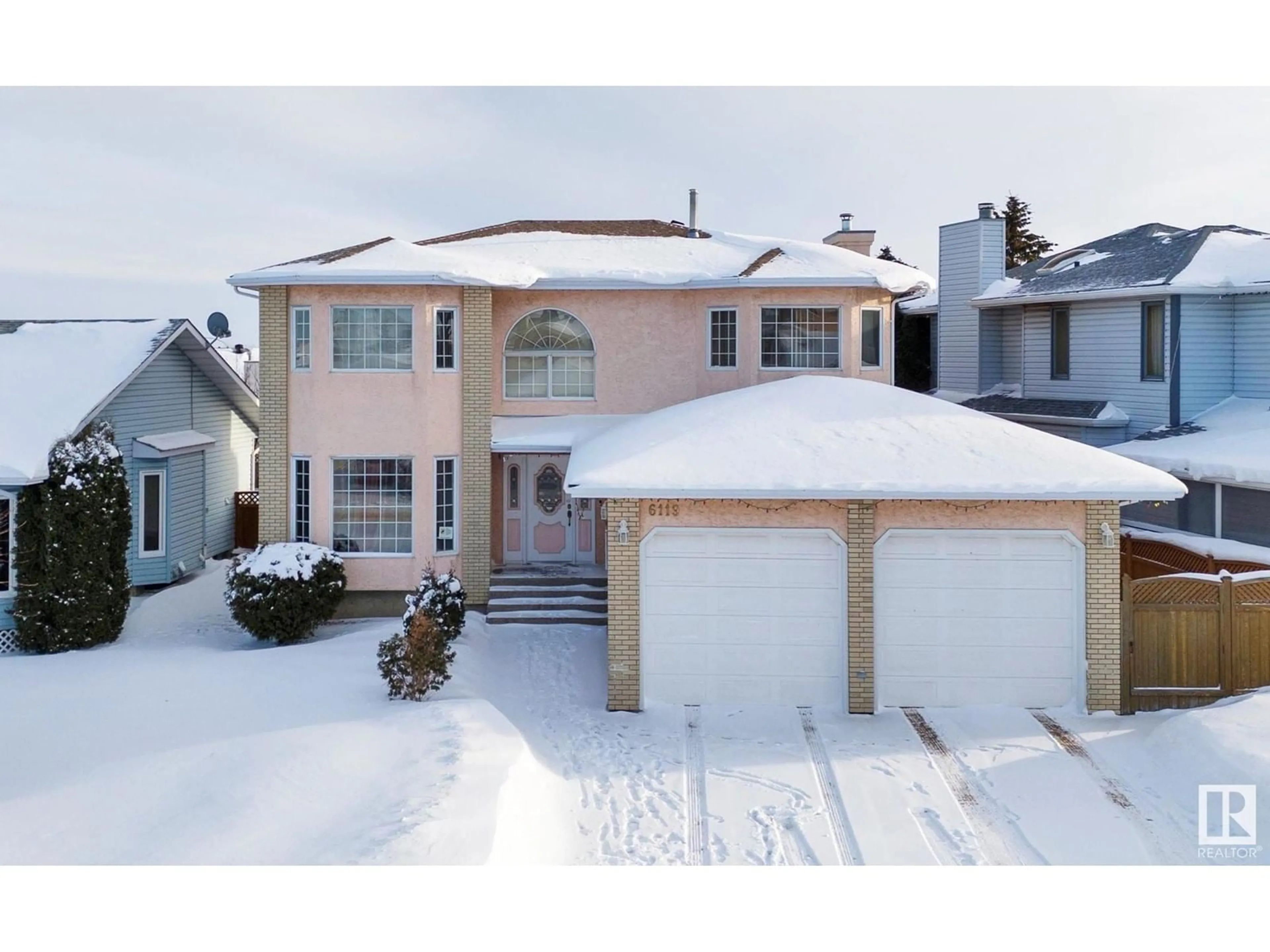 A pic from outside/outdoor area/front of a property/back of a property/a pic from drone, street for 6119 156 AV NW, Edmonton Alberta T5Y2N1