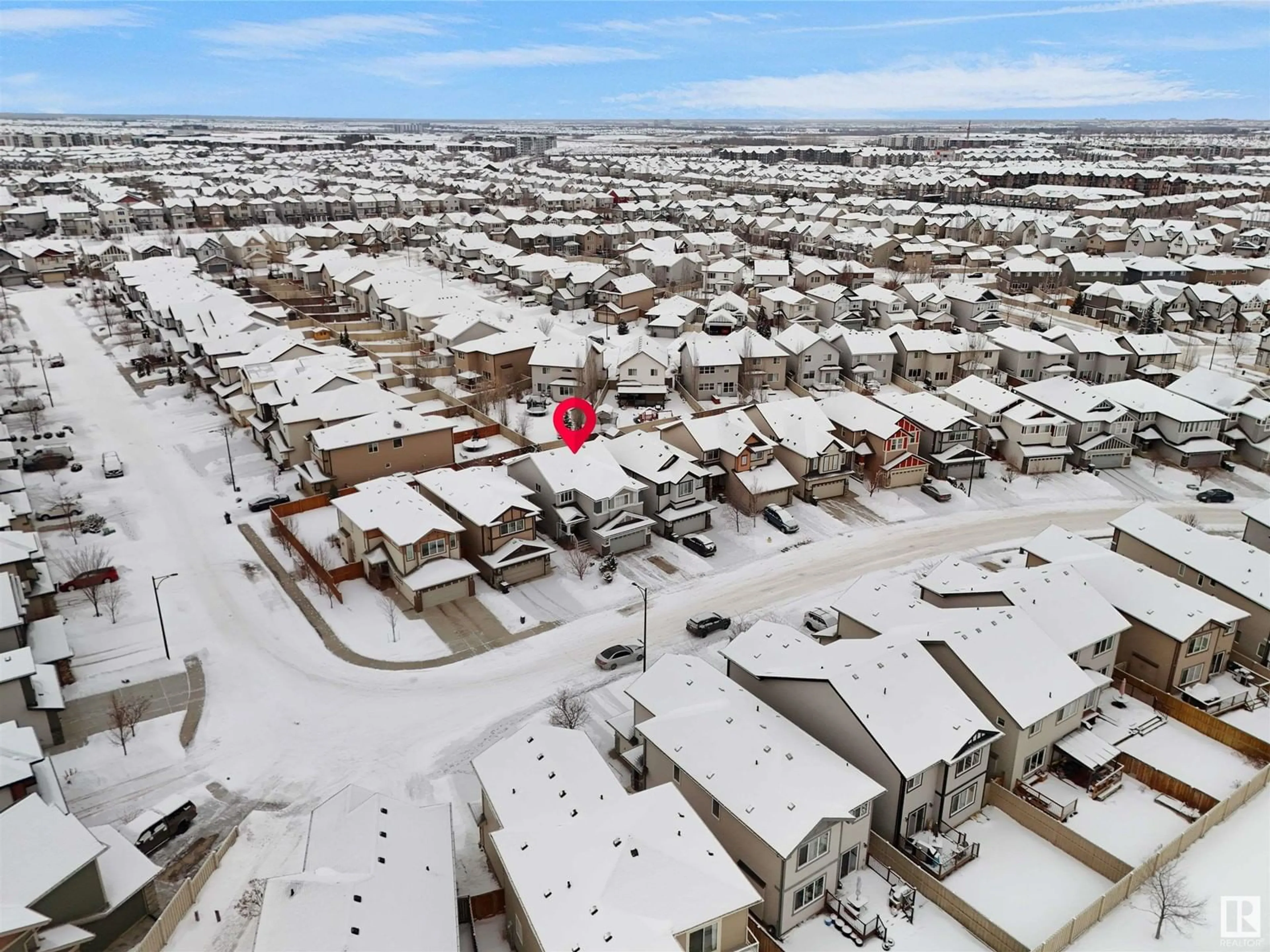 A pic from outside/outdoor area/front of a property/back of a property/a pic from drone, street for 3224 Abott Crescent SW SW, Edmonton Alberta T6W2V3