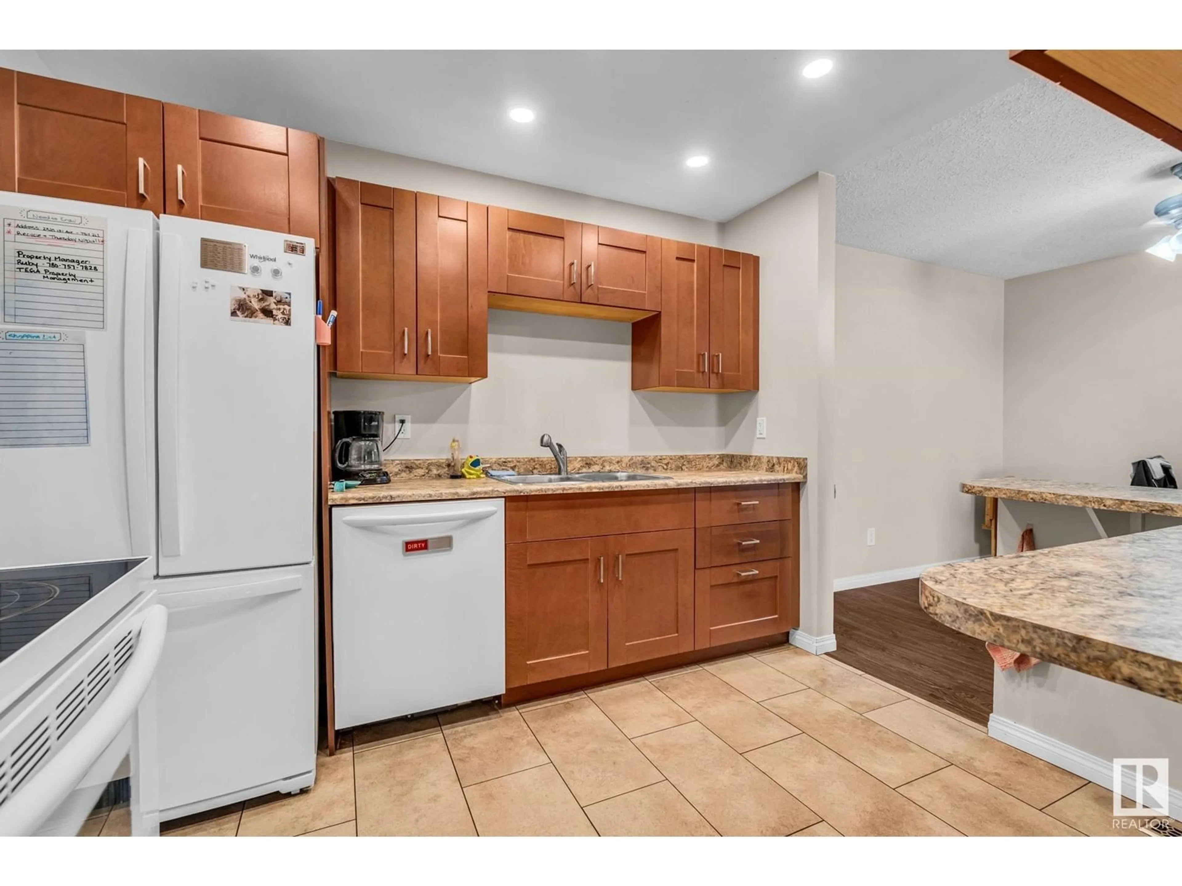 Standard kitchen, ceramic/tile floor for 2320 151 AV NW NW, Edmonton Alberta T5Y2L1