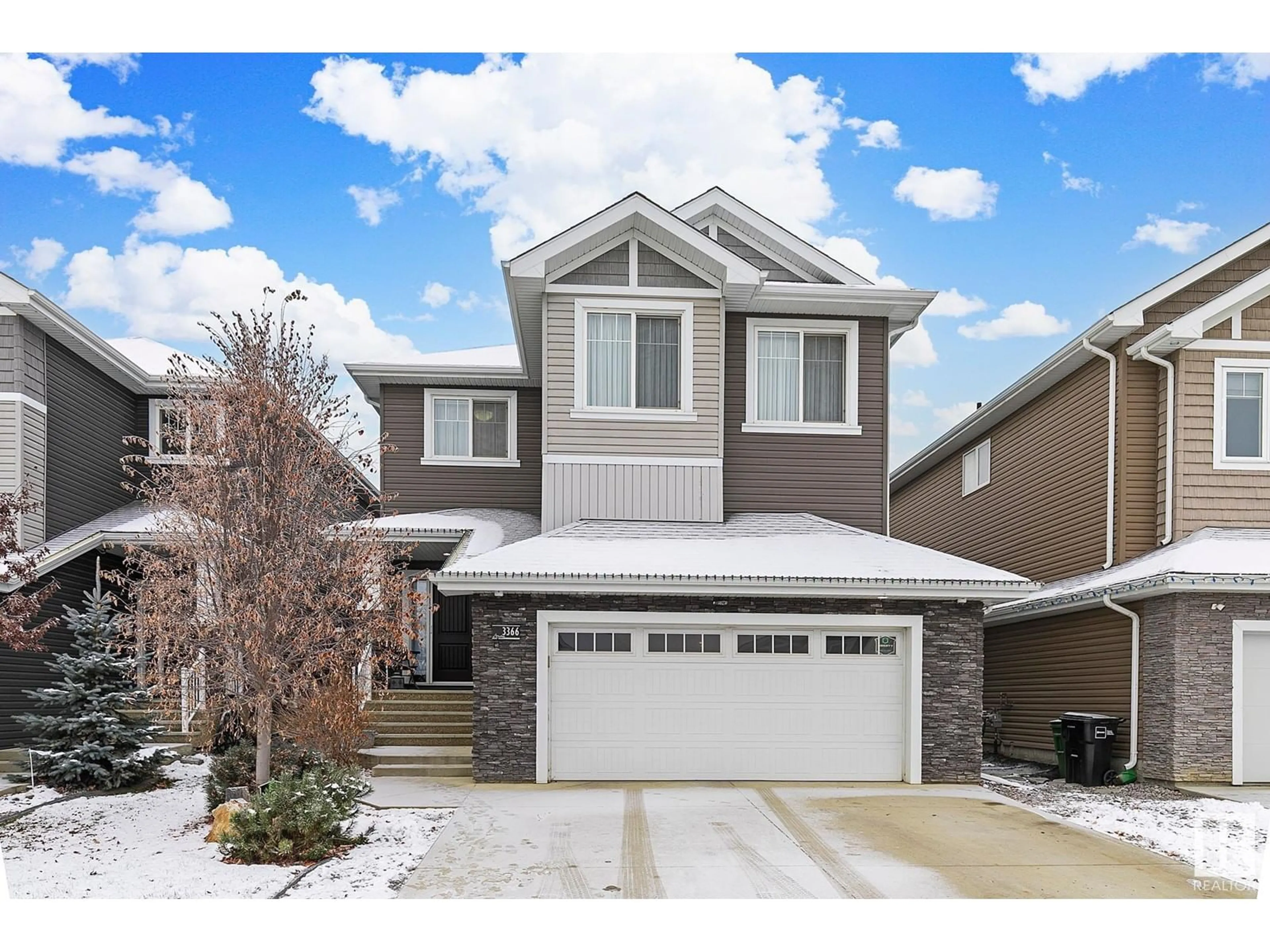 Home with vinyl exterior material, street for 3366 CHICKADEE DR NW, Edmonton Alberta T5V1T7