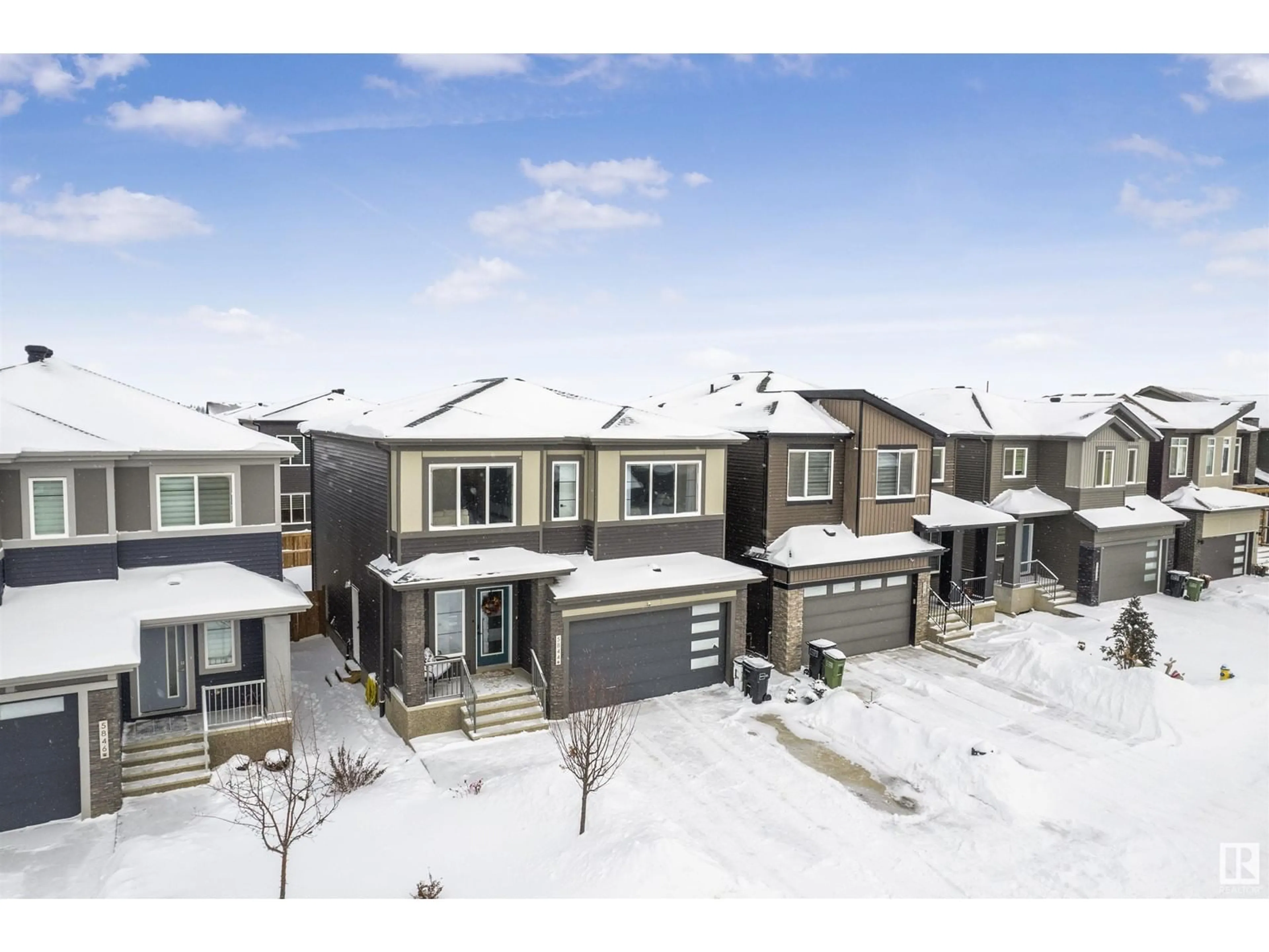 A pic from outside/outdoor area/front of a property/back of a property/a pic from drone, street for 5844 KOOTOOK LI SW, Edmonton Alberta T6W4K5