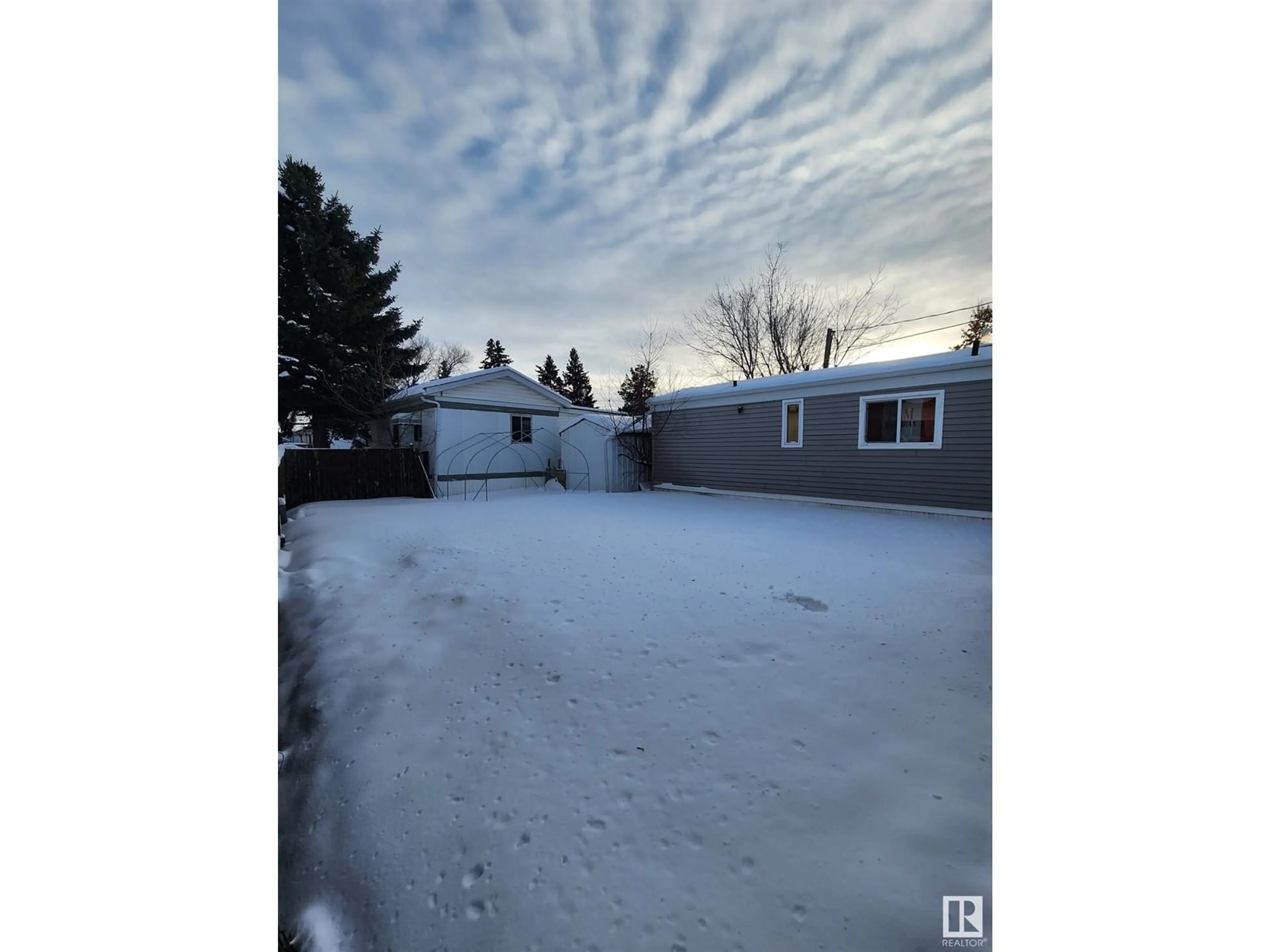 Unknown for 103 305 Calahoo RD, Spruce Grove Alberta T7X3K8