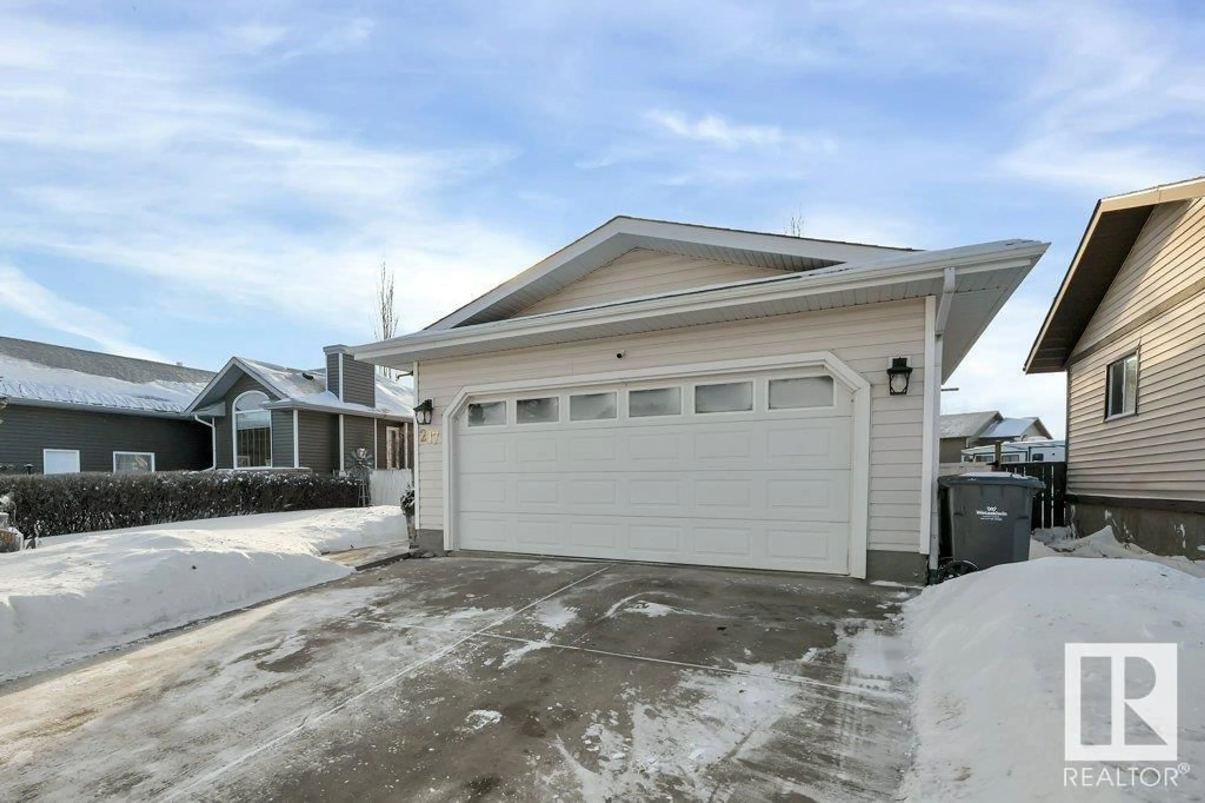 Indoor garage for 217 PARKVIEW DR, Wetaskiwin Alberta T9A3J8