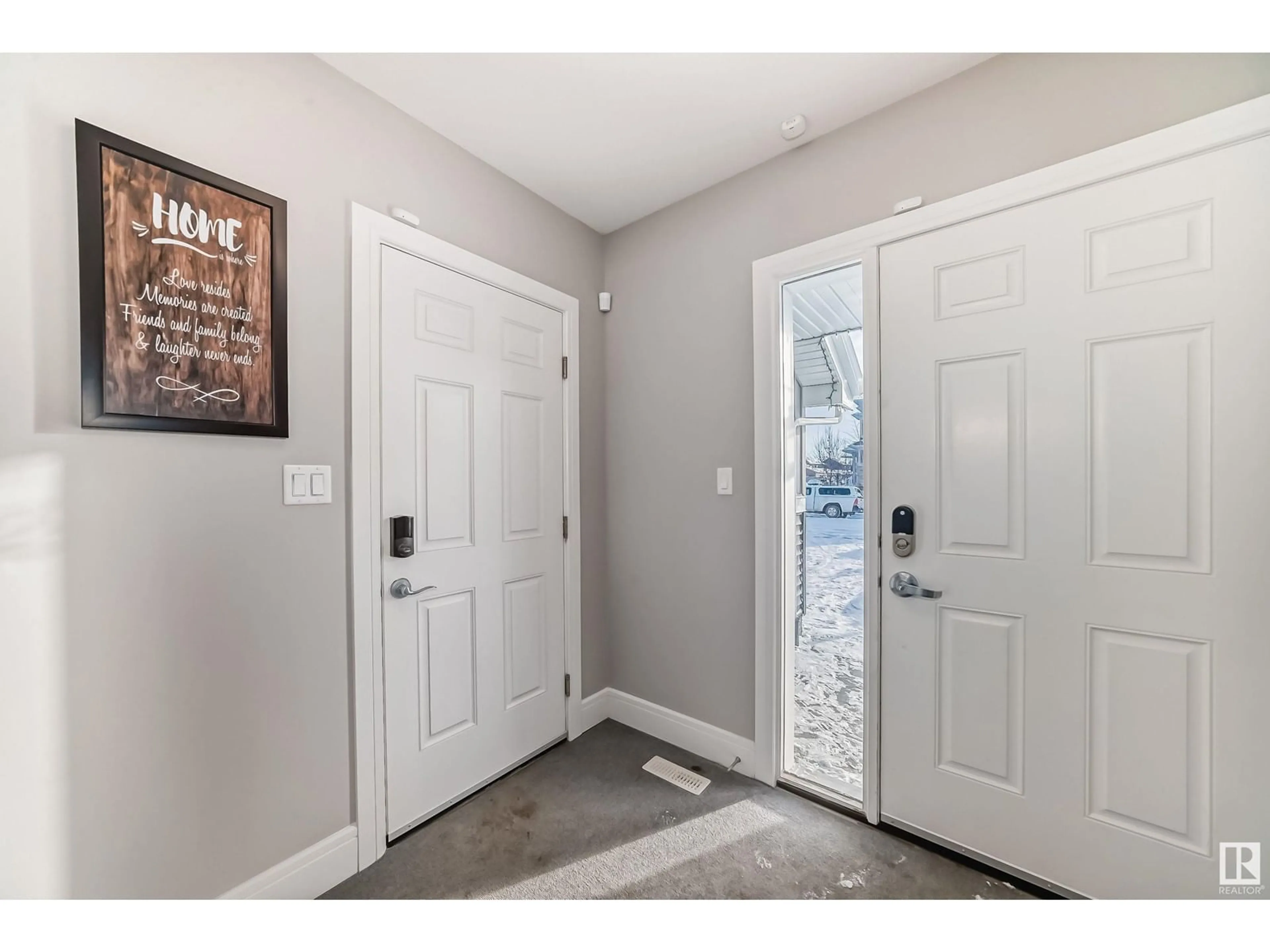 Indoor entryway for 2739 CHOKECHERRY PL SW, Edmonton Alberta T6X2K1