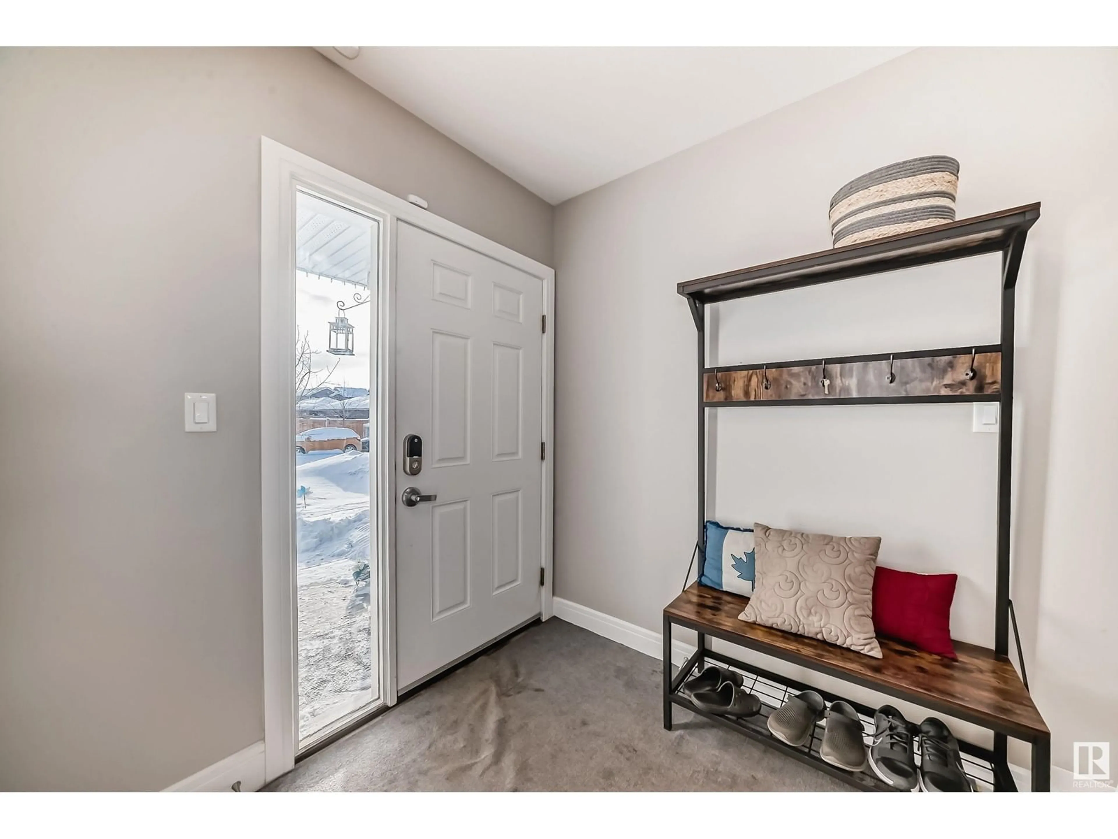 Indoor entryway for 2739 CHOKECHERRY PL SW, Edmonton Alberta T6X2K1